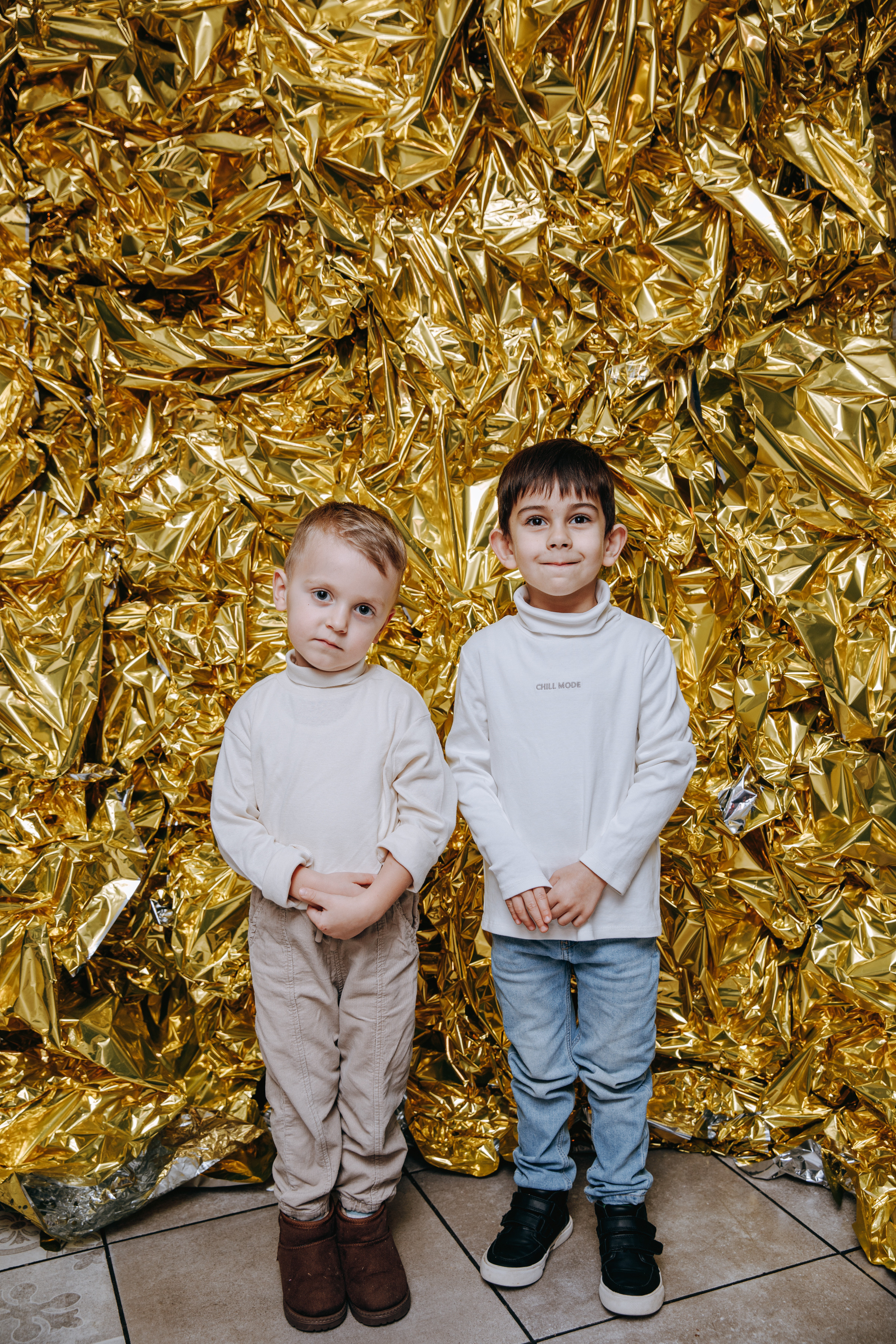 Crafty Christmas Party. Petru Gorea Photography | Family | Portrait | Fashion | Brand