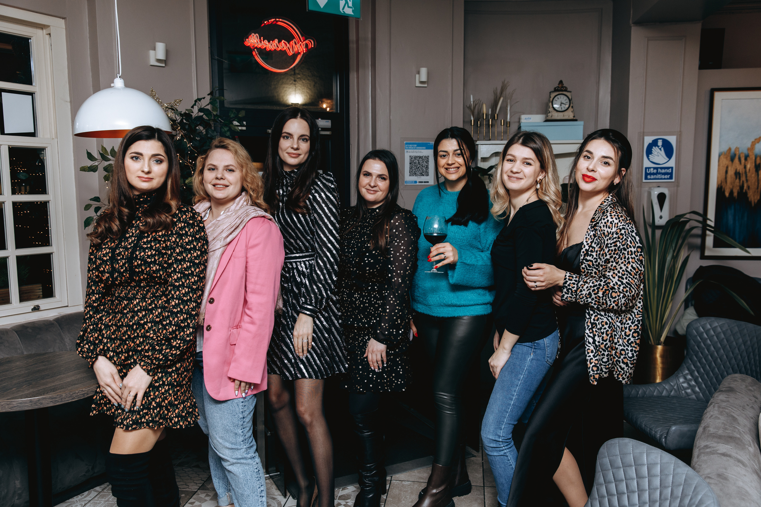 Painting with wine. Petru Gorea Photography | Family | Portrait | Fashion | Brand