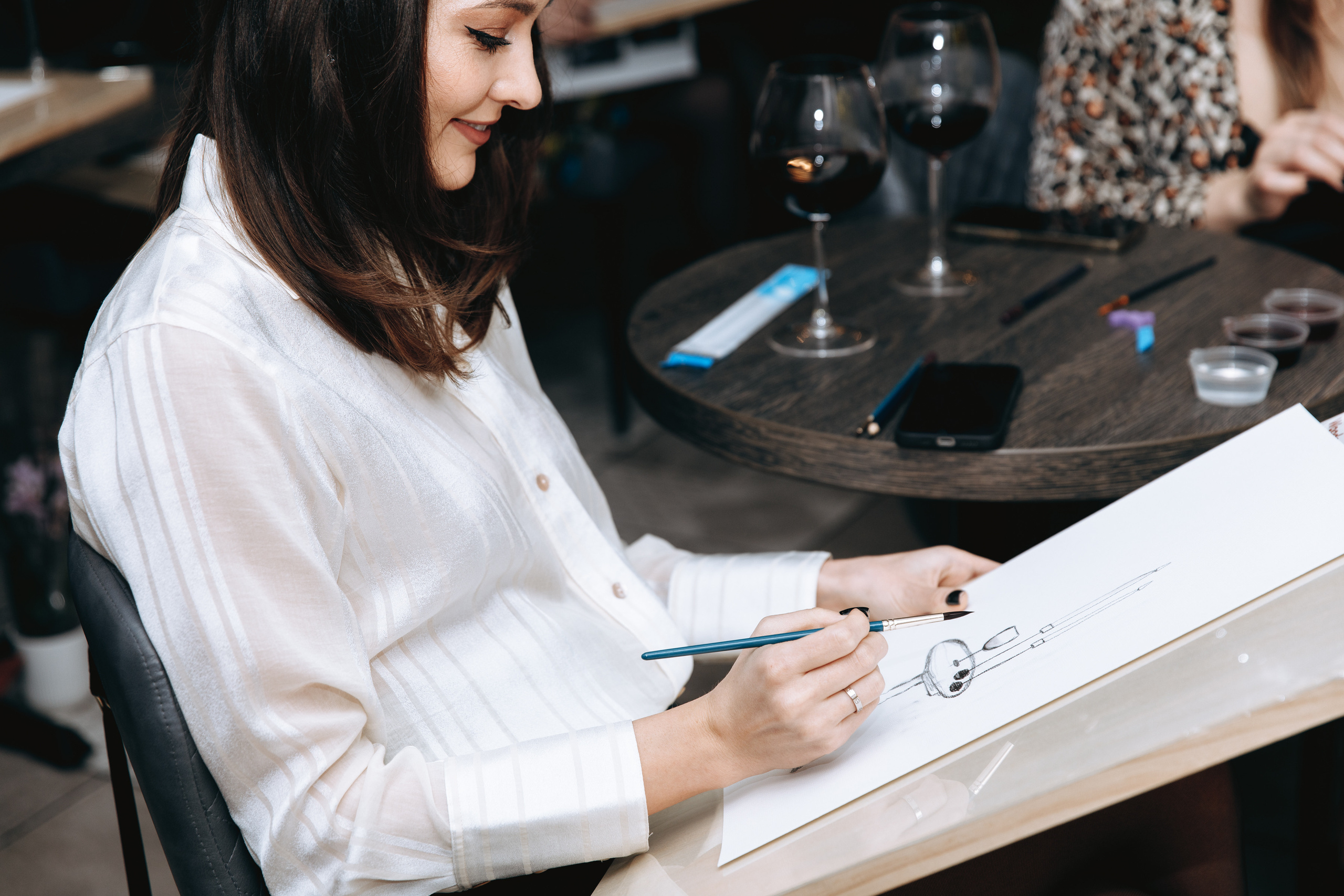 Painting with wine. Petru Gorea Photography | Family | Portrait | Fashion | Brand