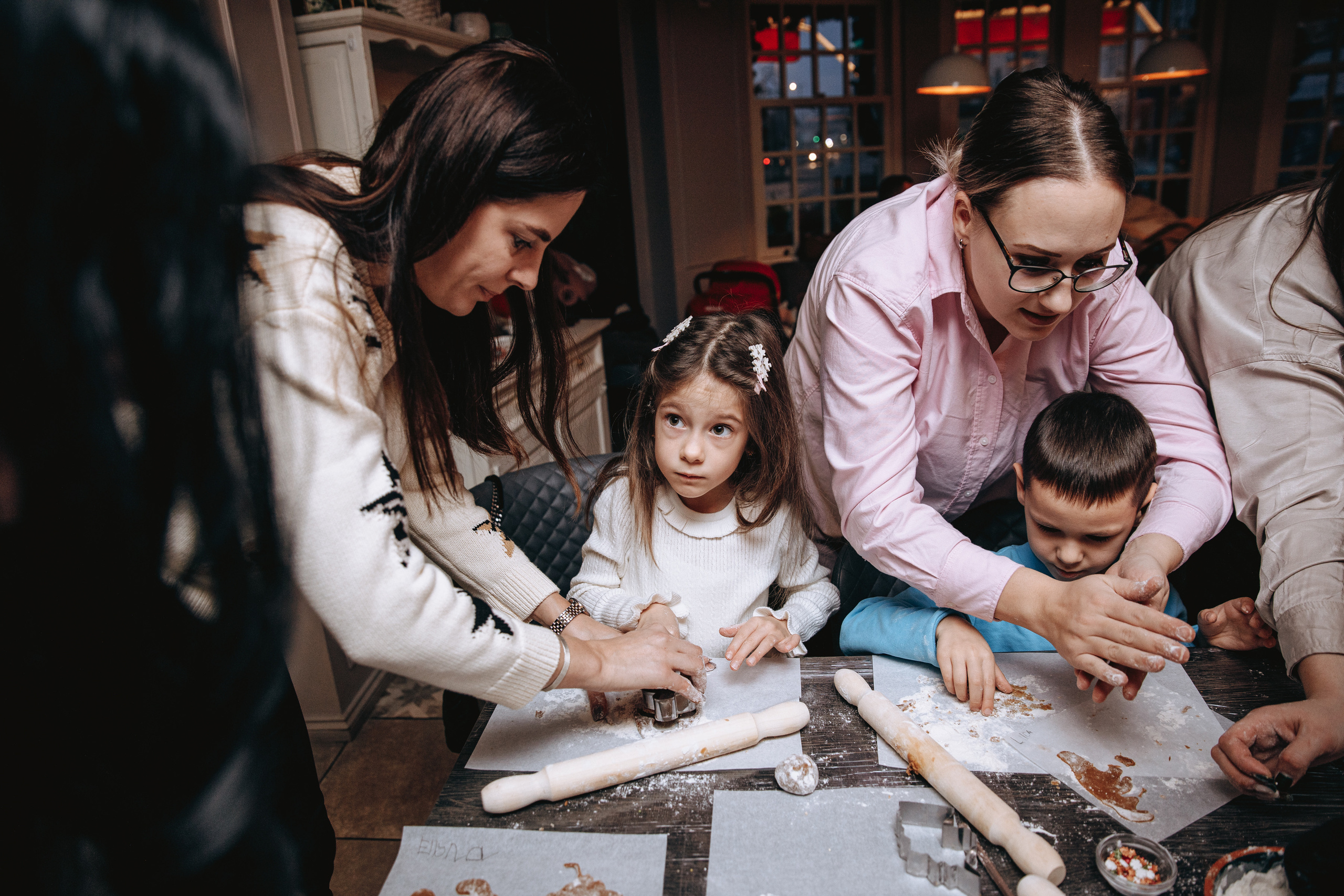 Cookies for Santa. Petru Gorea Photography | Family | Portrait | Fashion | Brand
