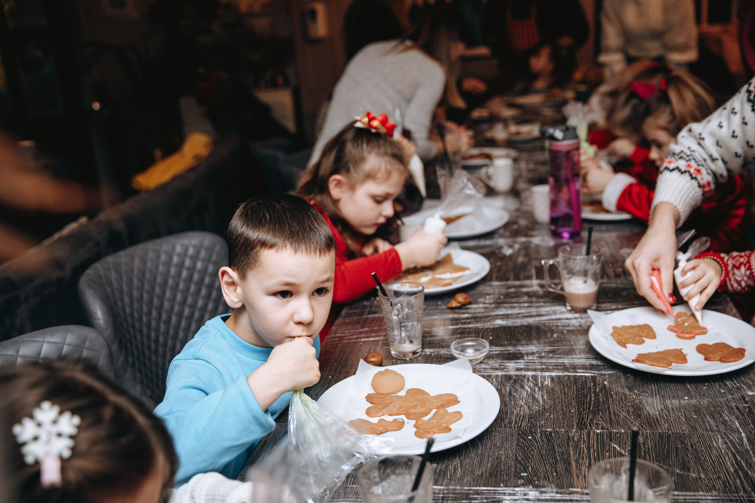 Cookies for Santa. Petru Gorea Photography | Family | Portrait | Fashion | Brand