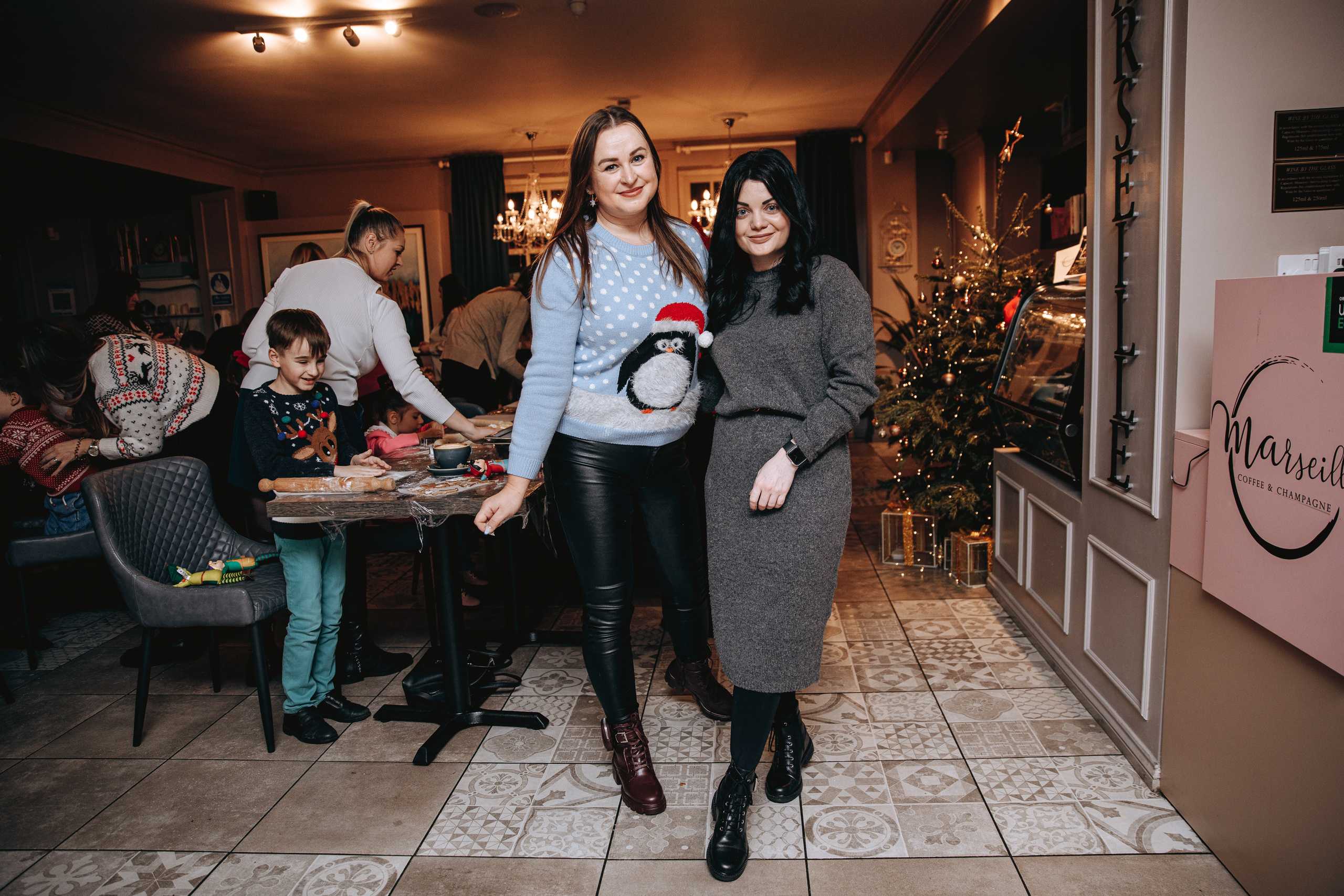 Cookies for Santa. Petru Gorea Photography | Family | Portrait | Fashion | Brand