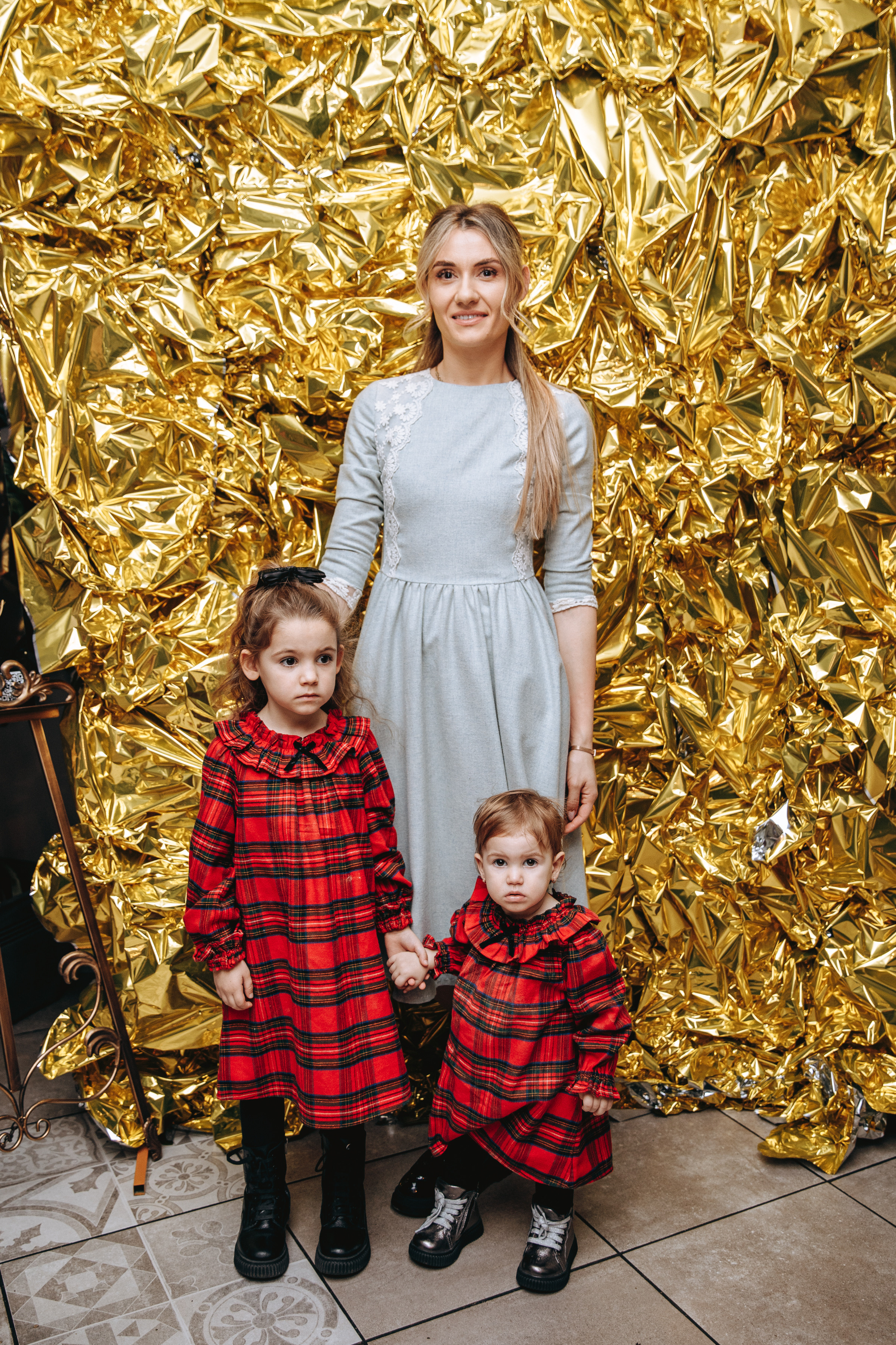 Cookies for Santa. Petru Gorea Photography | Family | Portrait | Fashion | Brand