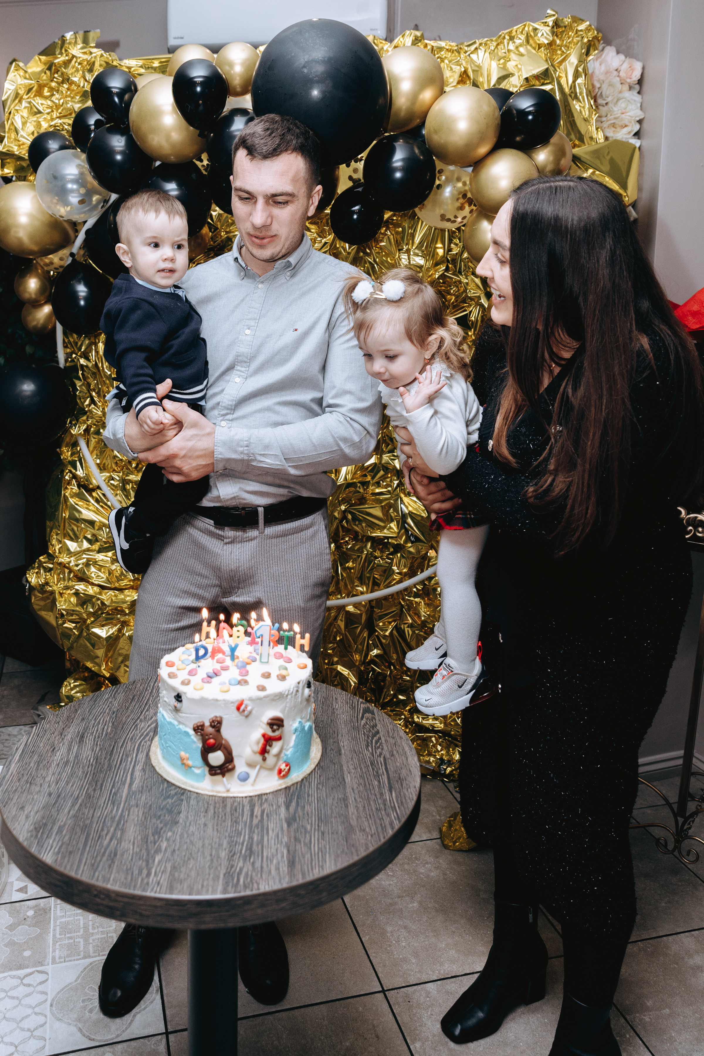 Alex’s 1st Birthday. Petru Gorea Photography | Family | Portrait | Fashion | Brand