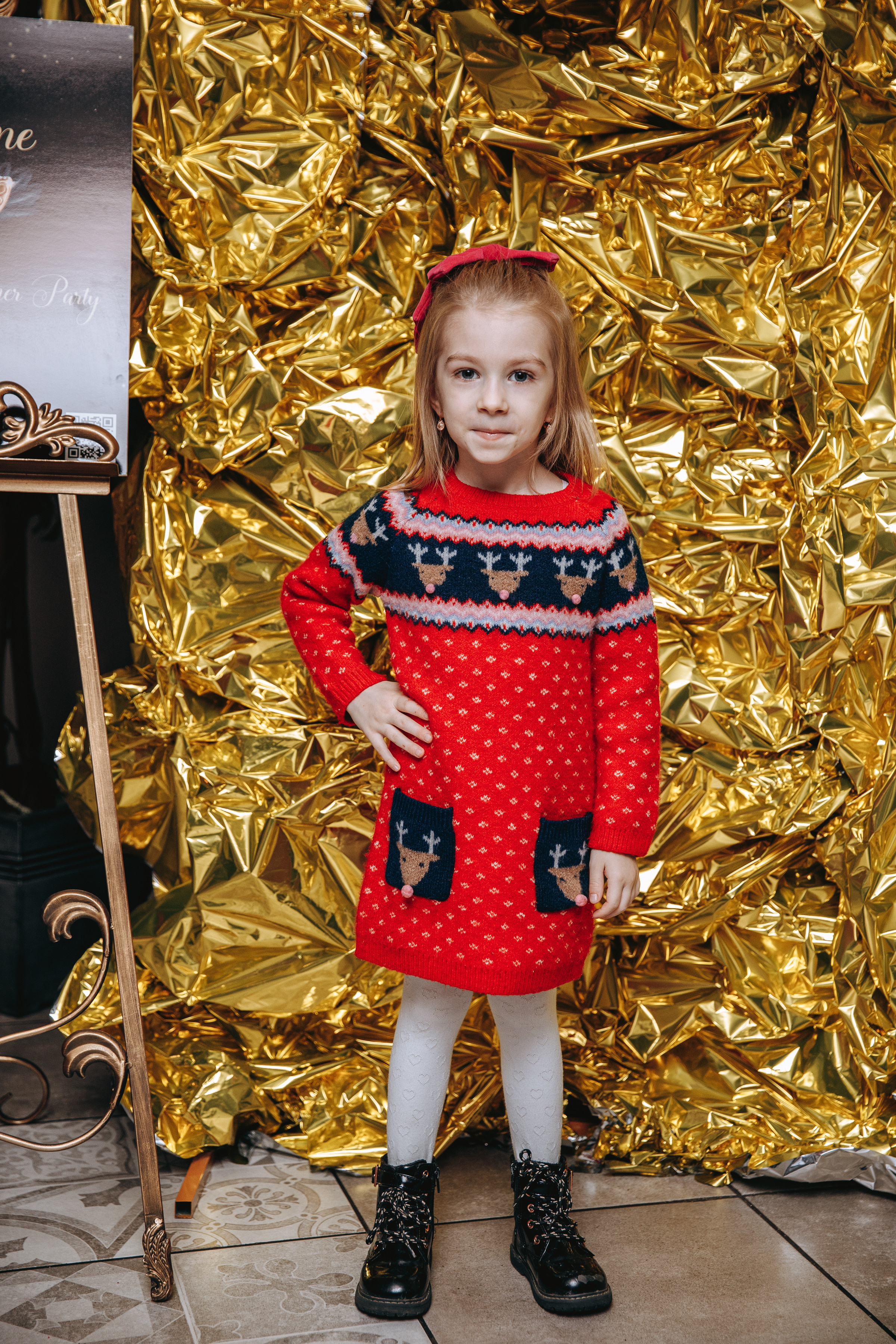 Cookies for Santa. Petru Gorea Photography | Family | Portrait | Fashion | Brand