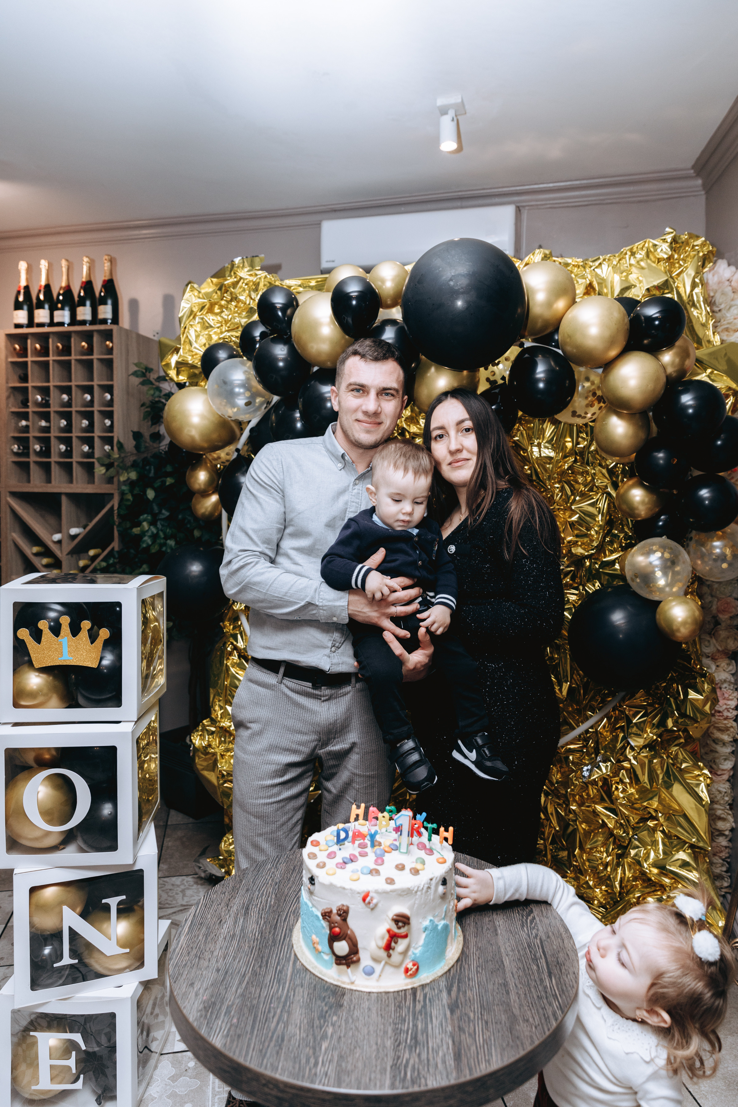 Alex’s 1st Birthday. Petru Gorea Photography | Family | Portrait | Fashion | Brand