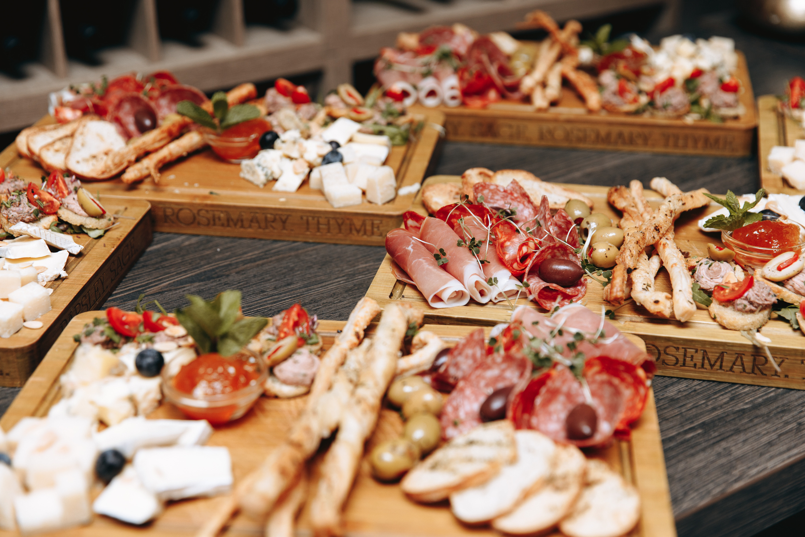 Painting with wine. Petru Gorea Photography | Family | Portrait | Fashion | Brand