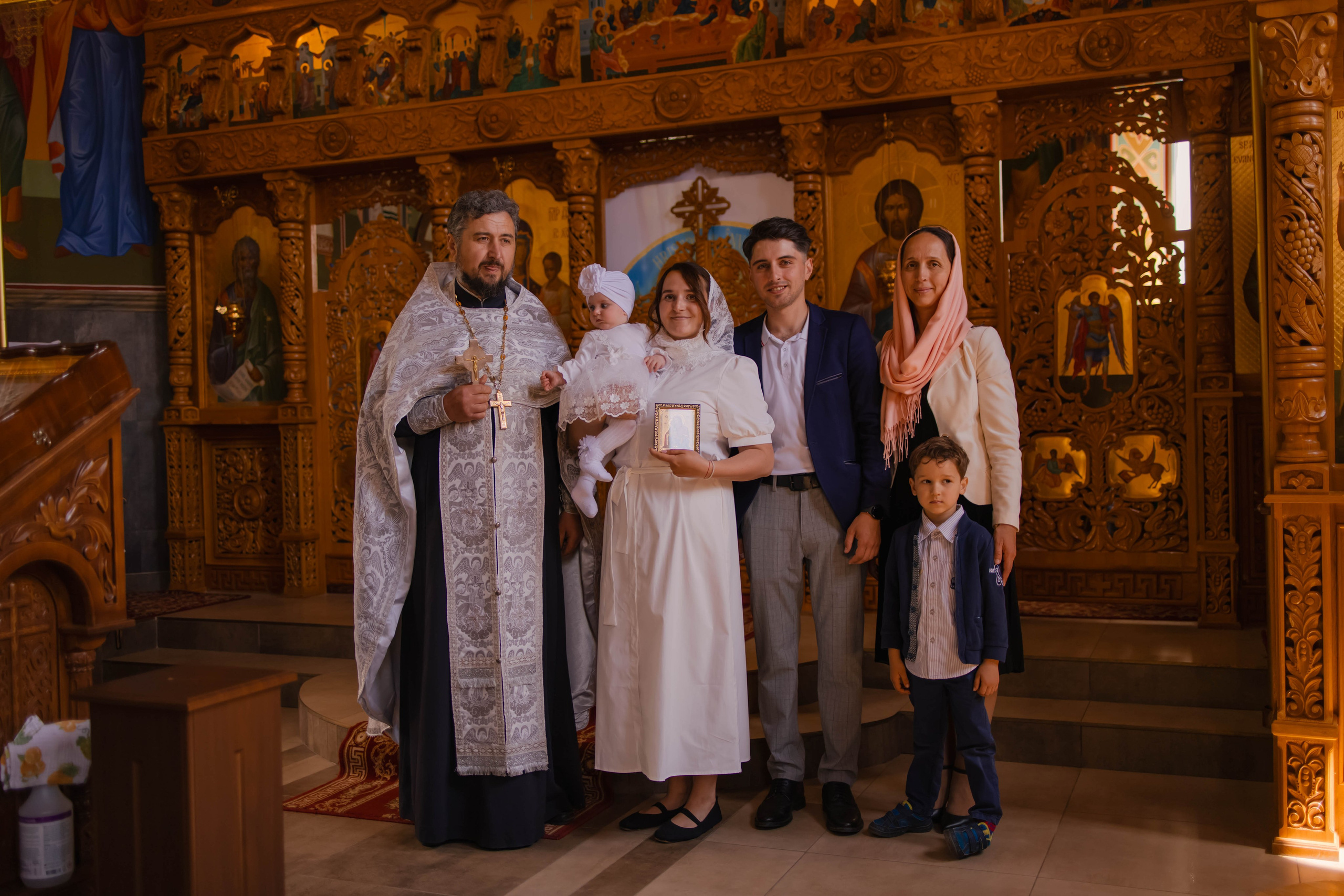 Botez Sfântul Ioan Teologul. Fotograf Moldova | Fotograf Chișinău | Fotograf de familie Chișinău |Fotograf Botez | Fotograf Însărcinate Moldova | Fotograf Neworn