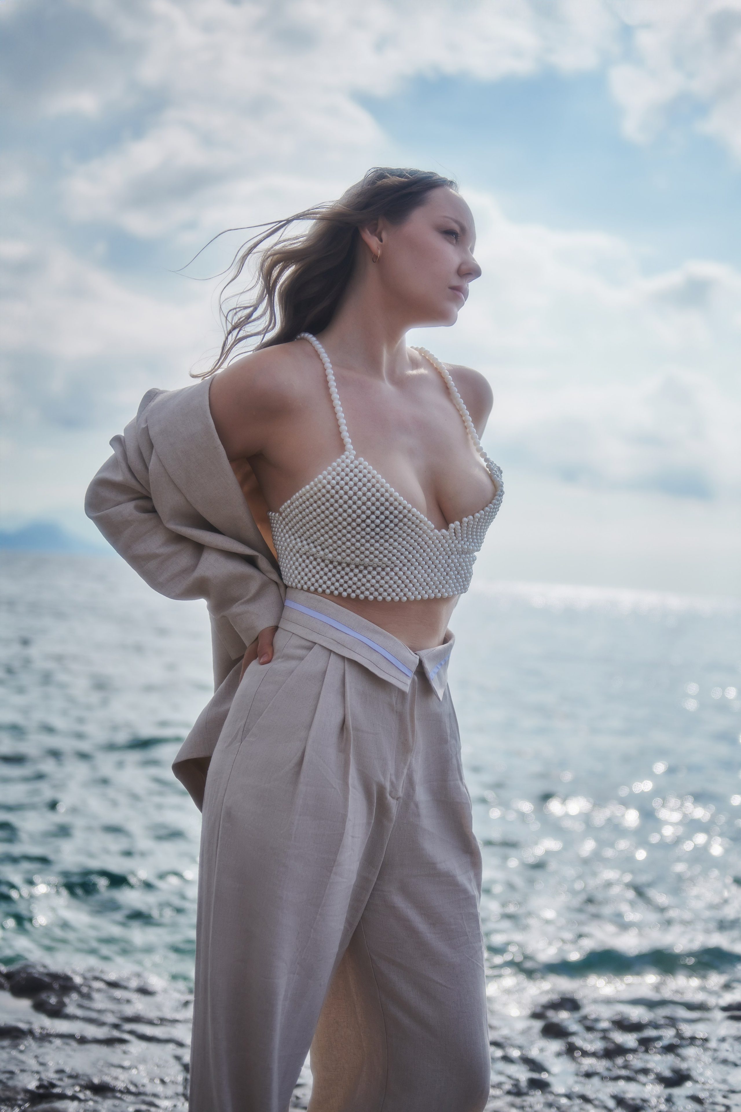 YLVA store SS2025 campaign. Minimalist brand photographer & videographer | Raw sincerity. Pure Form