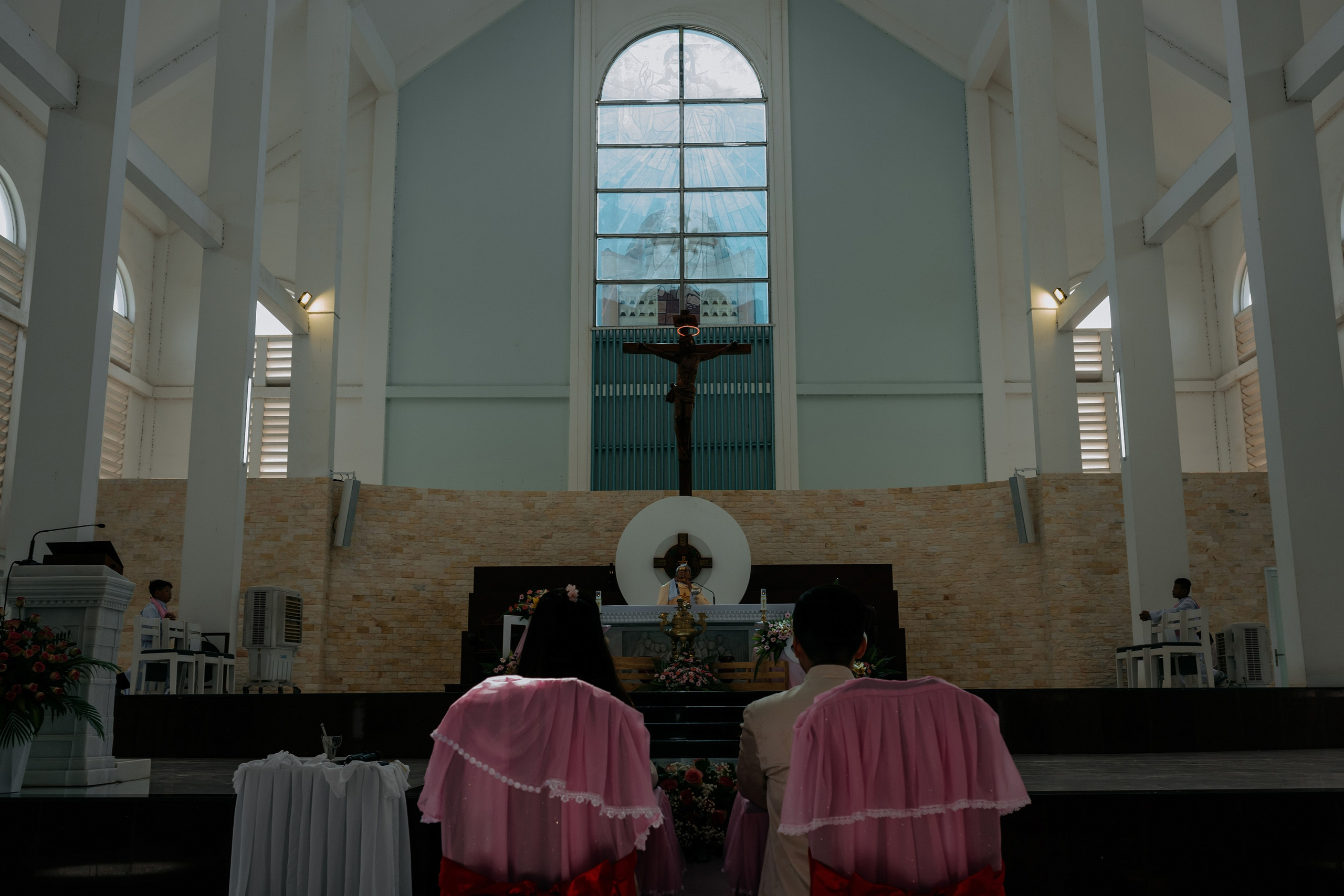 Church Wedding / TRANG & TUONG. Saigon Wedding Present | Art Beyond Moments