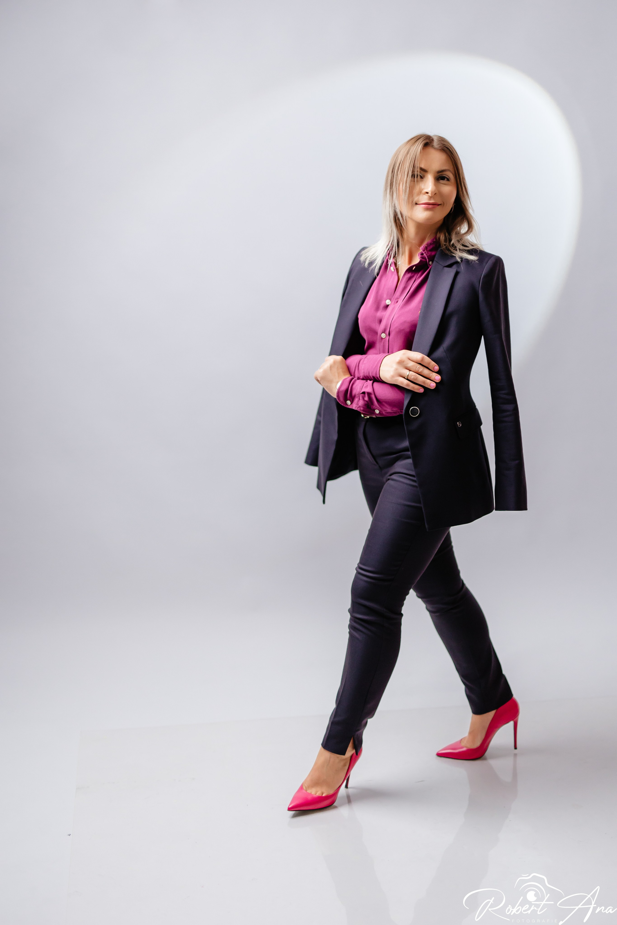 BUSINESS. Robert Blaj - Fotograf Nuntă Iași