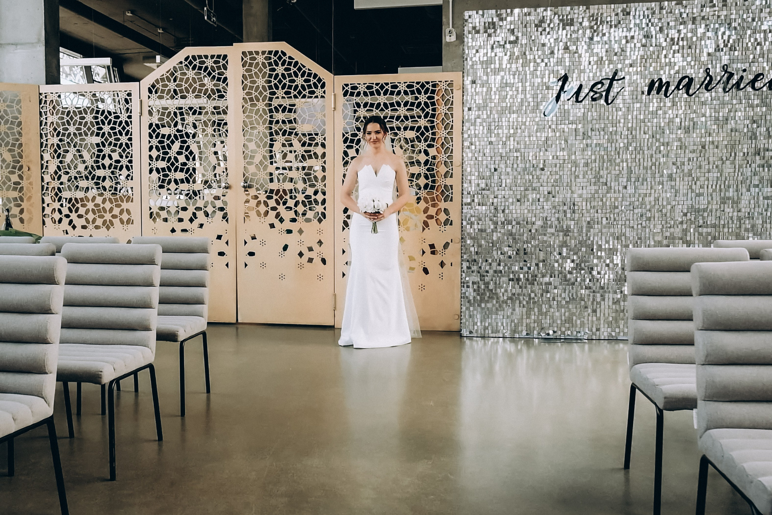 White Wedding. Wedding and Family Photograph