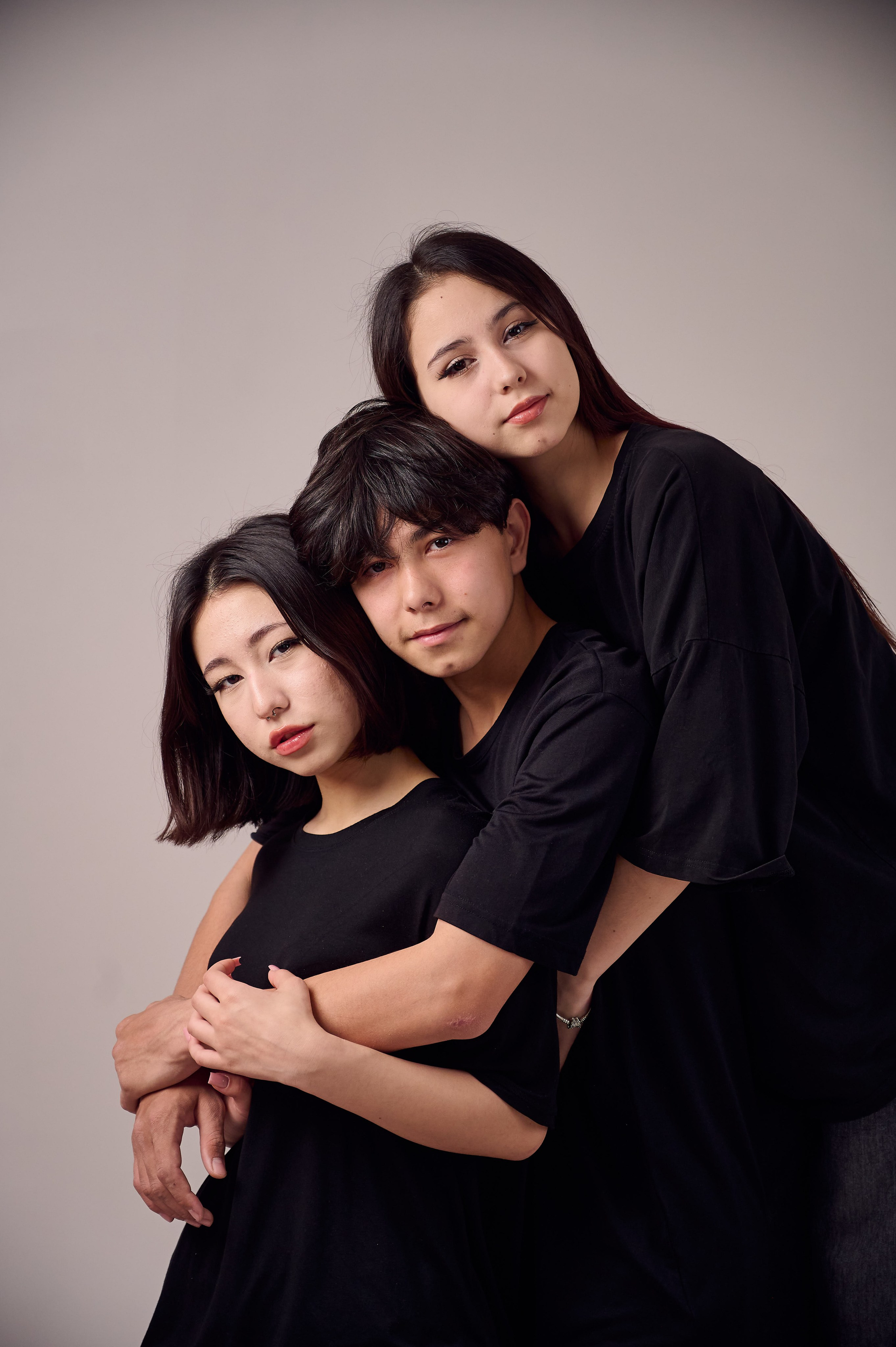 Валентин. 2astudio.uz