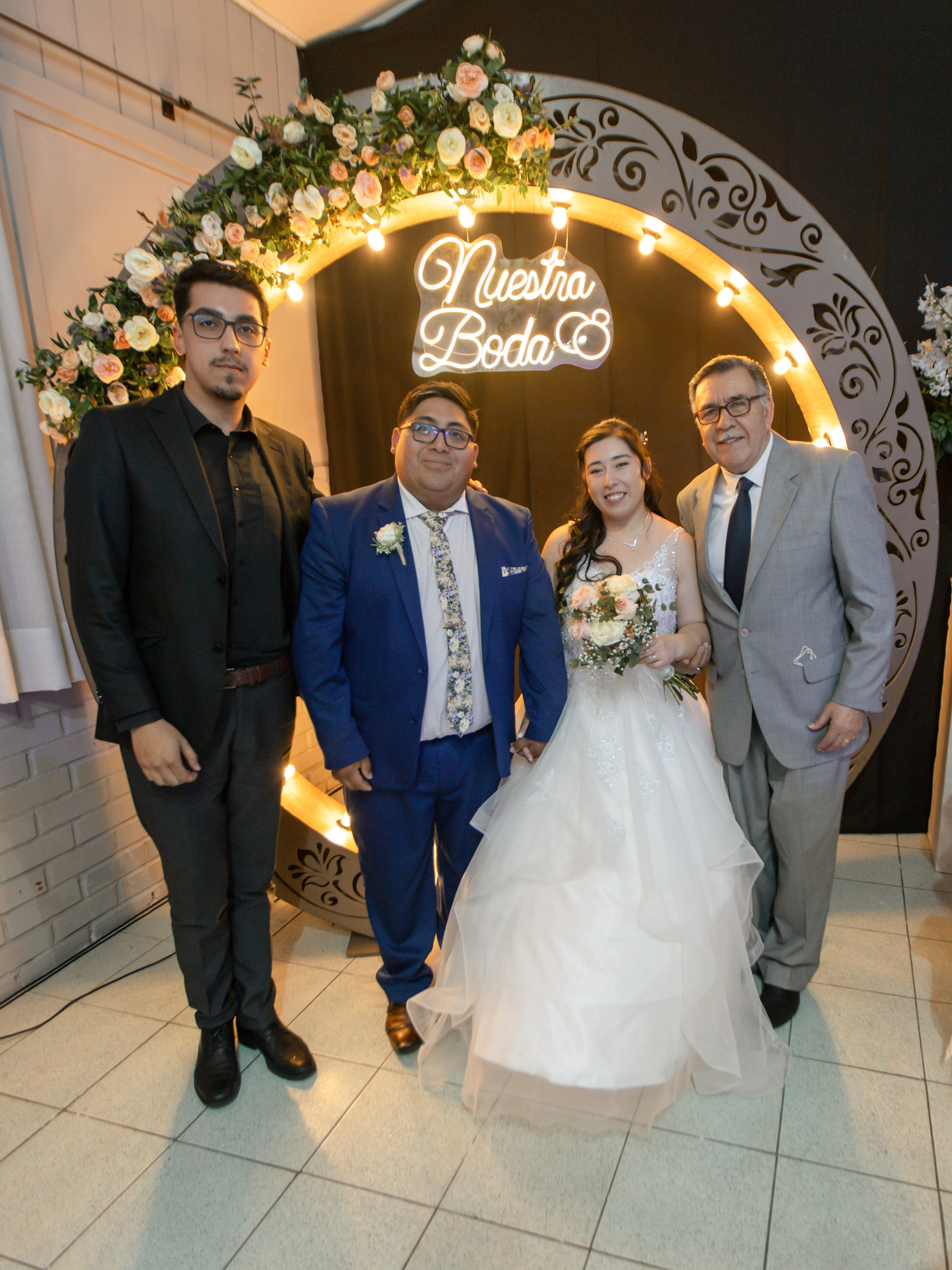 Johana y Edgar. Dinka & Emilio - El arte de preservar lo que no se repite