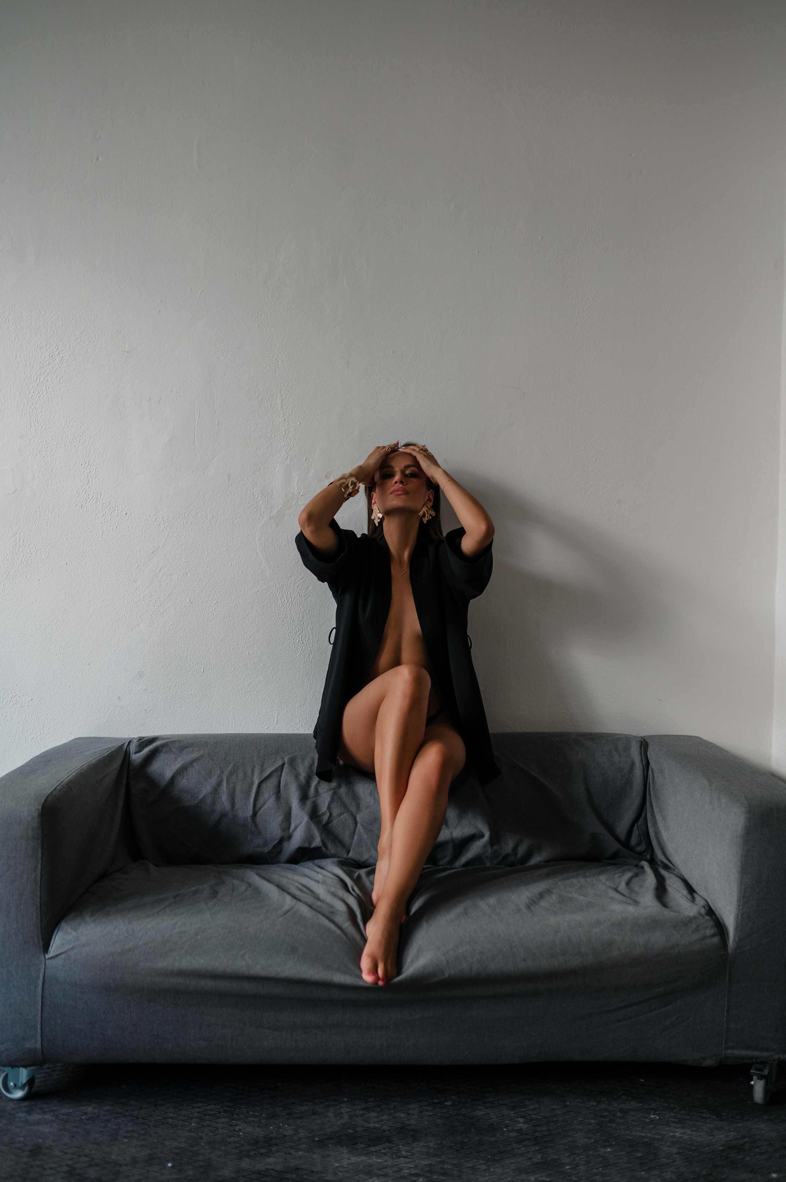 Mila. ANNA-MARIA PHOTO CONTENT CREATOR — photographer, aesthete, artist, and visual expert for Instagram in Prague