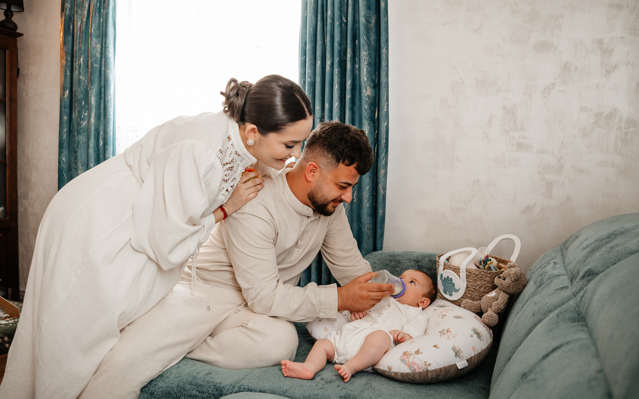 🤎 D i m a C a s i a n  - Taina Botezului Preview. Wedding & Family Photographer