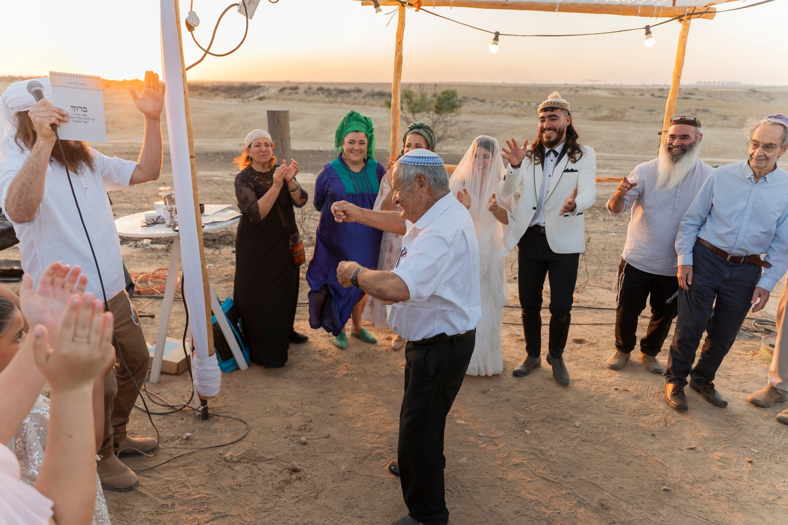 אביה ואחיה. יוסף מזרחי צילום חתונה, ברית וזוגיות. צלם מקצועי שאוהב להוציא אתכם הכי יפים ברגעים הכי מרגשים