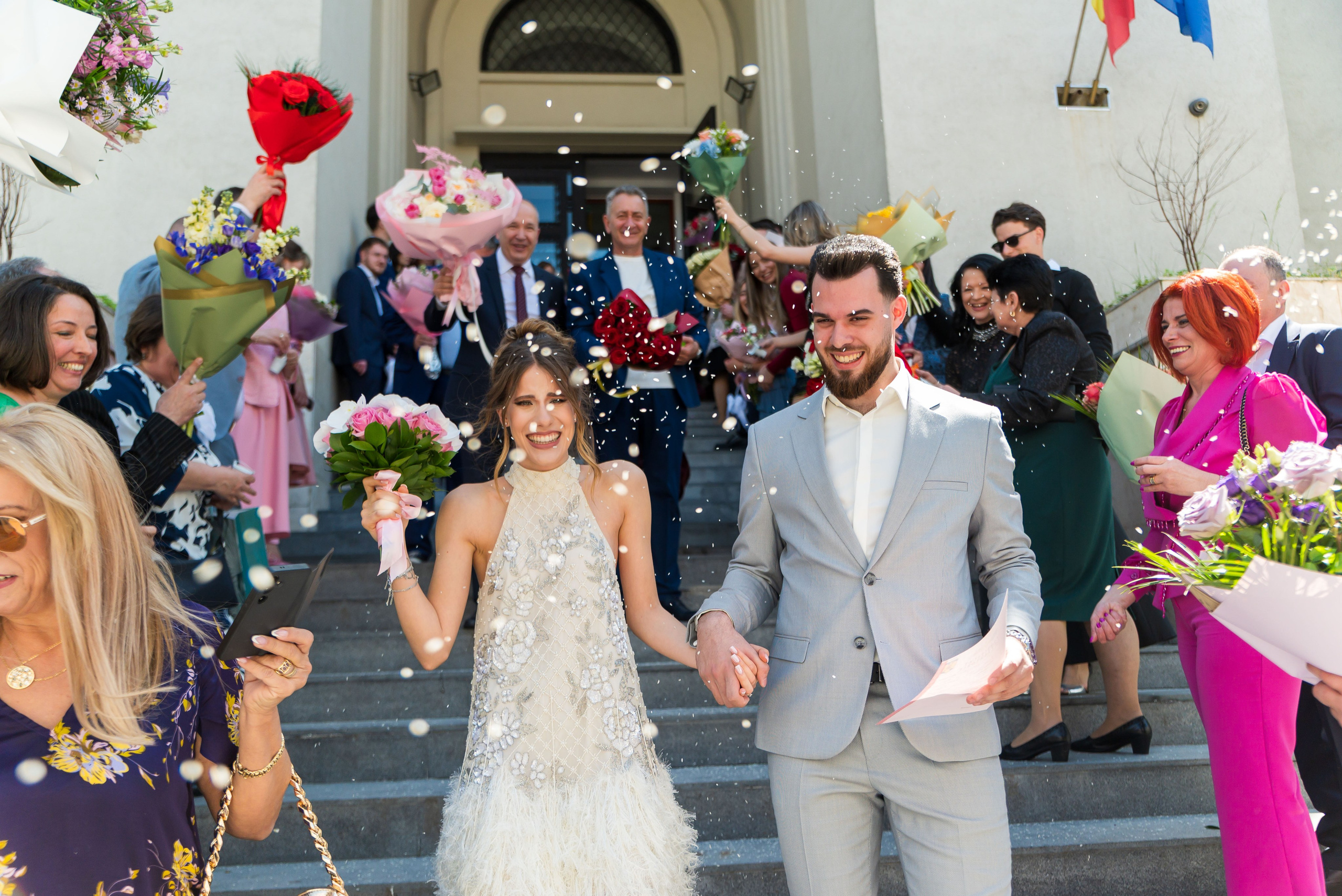 Cununie civilă piața Amzei. Wedding photographer from Bucharest Eugen Elisei
