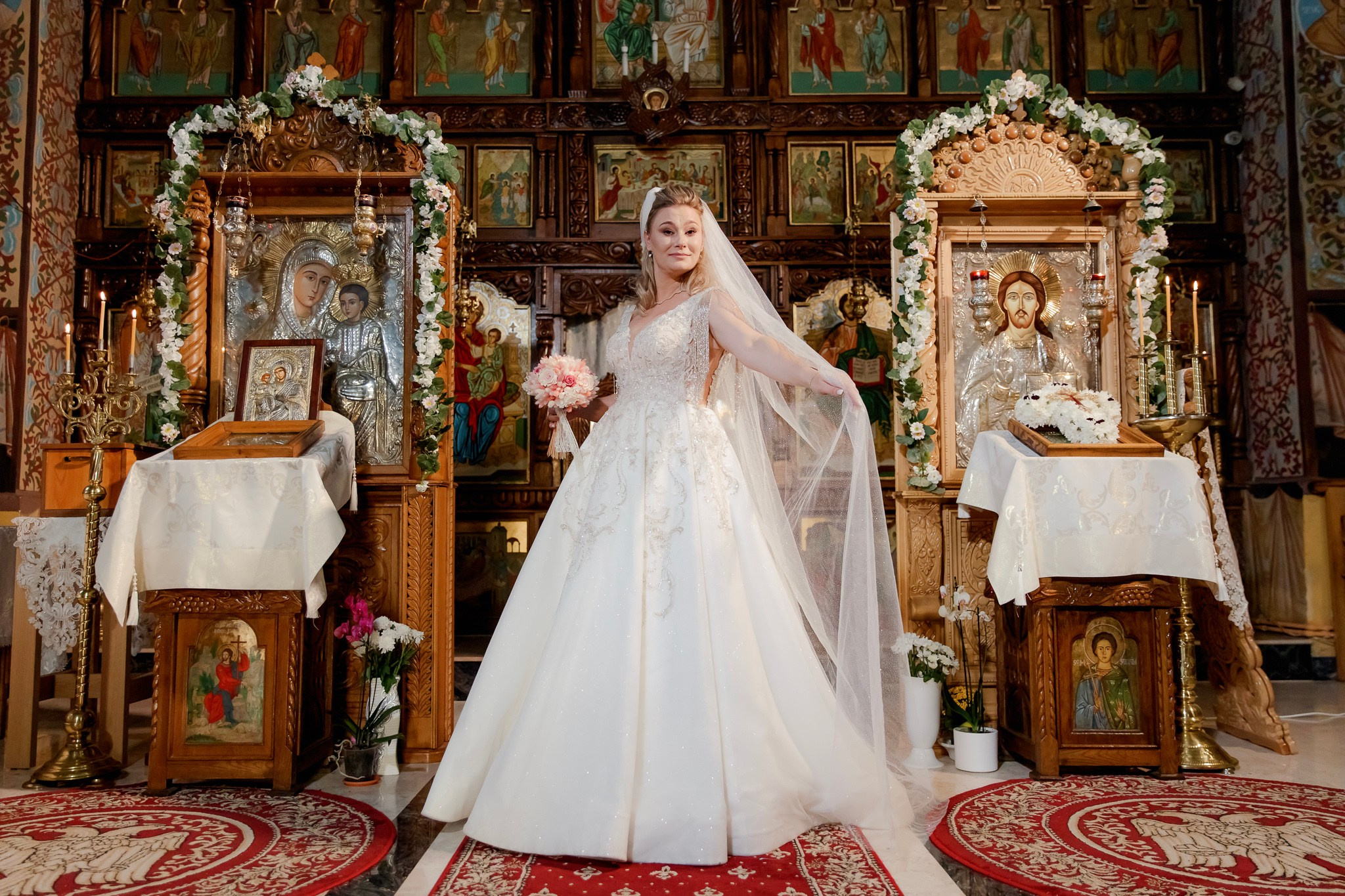 Mihai & Oana. Servicii foto-video profesionale, pentru momente de neuitat