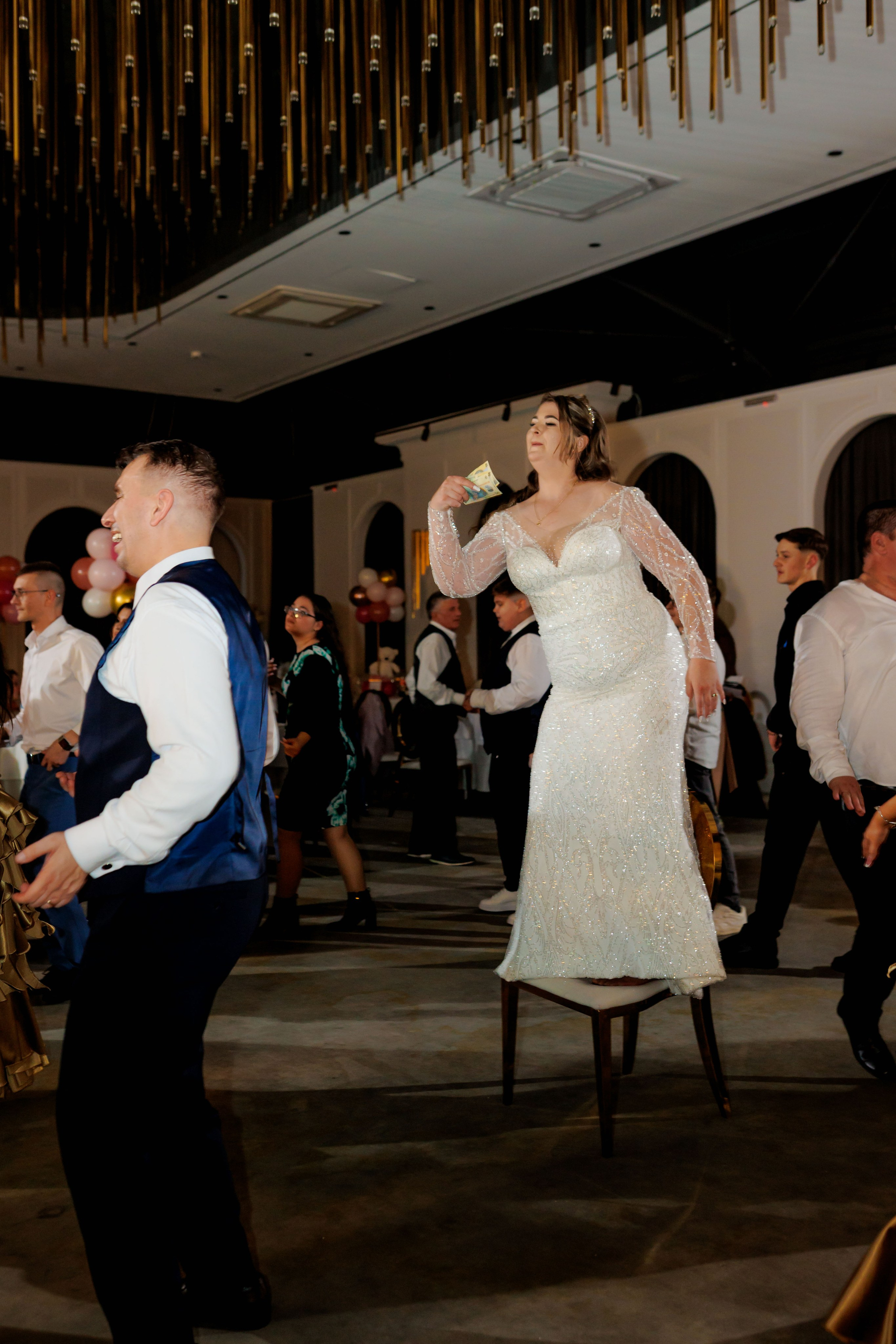 Povestea voastră, regizată de noi |Cristi Turculet Videograf Nuntă Suceava | wedding highlight. Servicii foto-video profesionale, pentru momente de neuitat