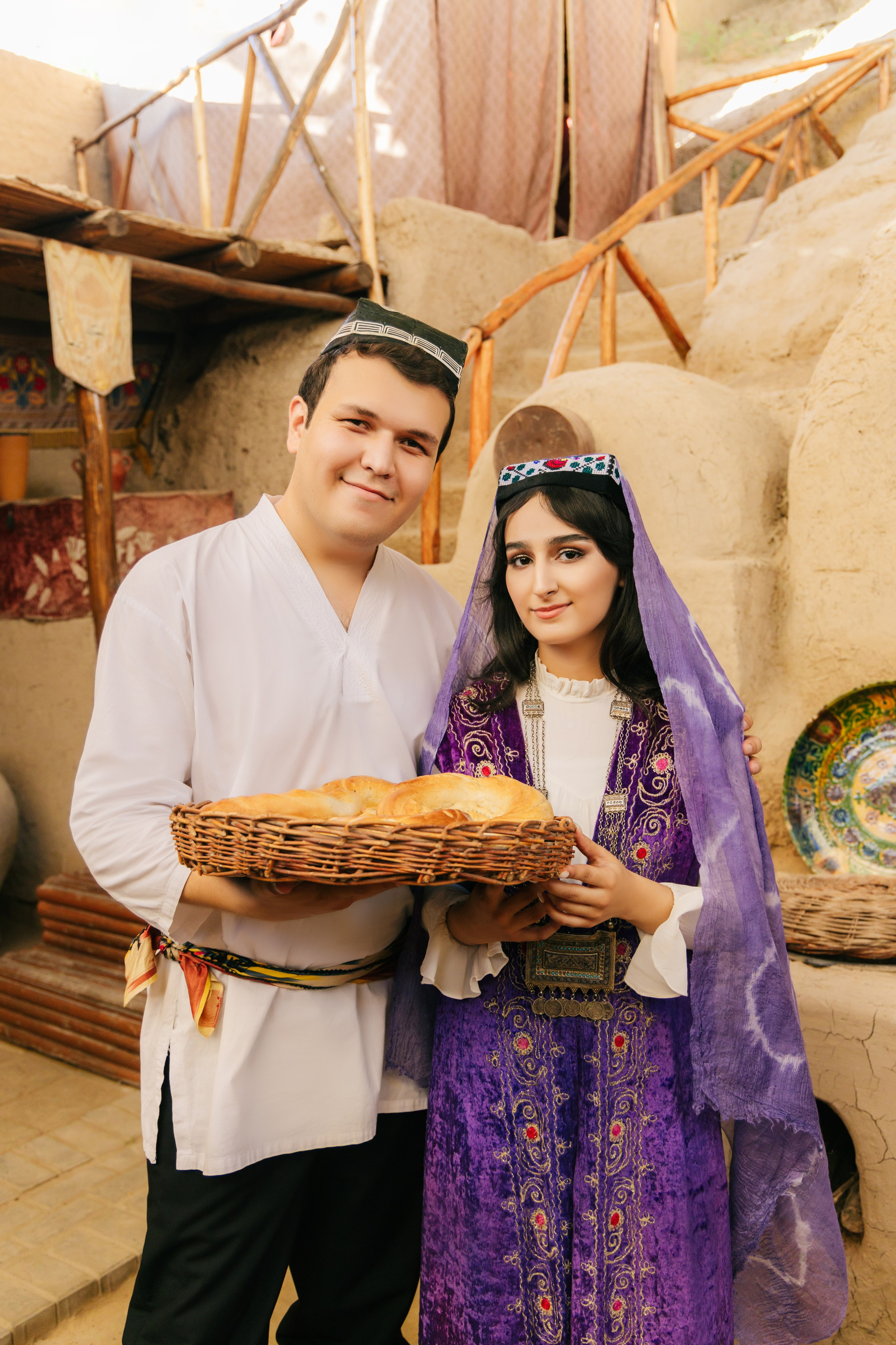 Национальные костюмы Milliy Story. Женский и семейный фотограф в Ташкенте