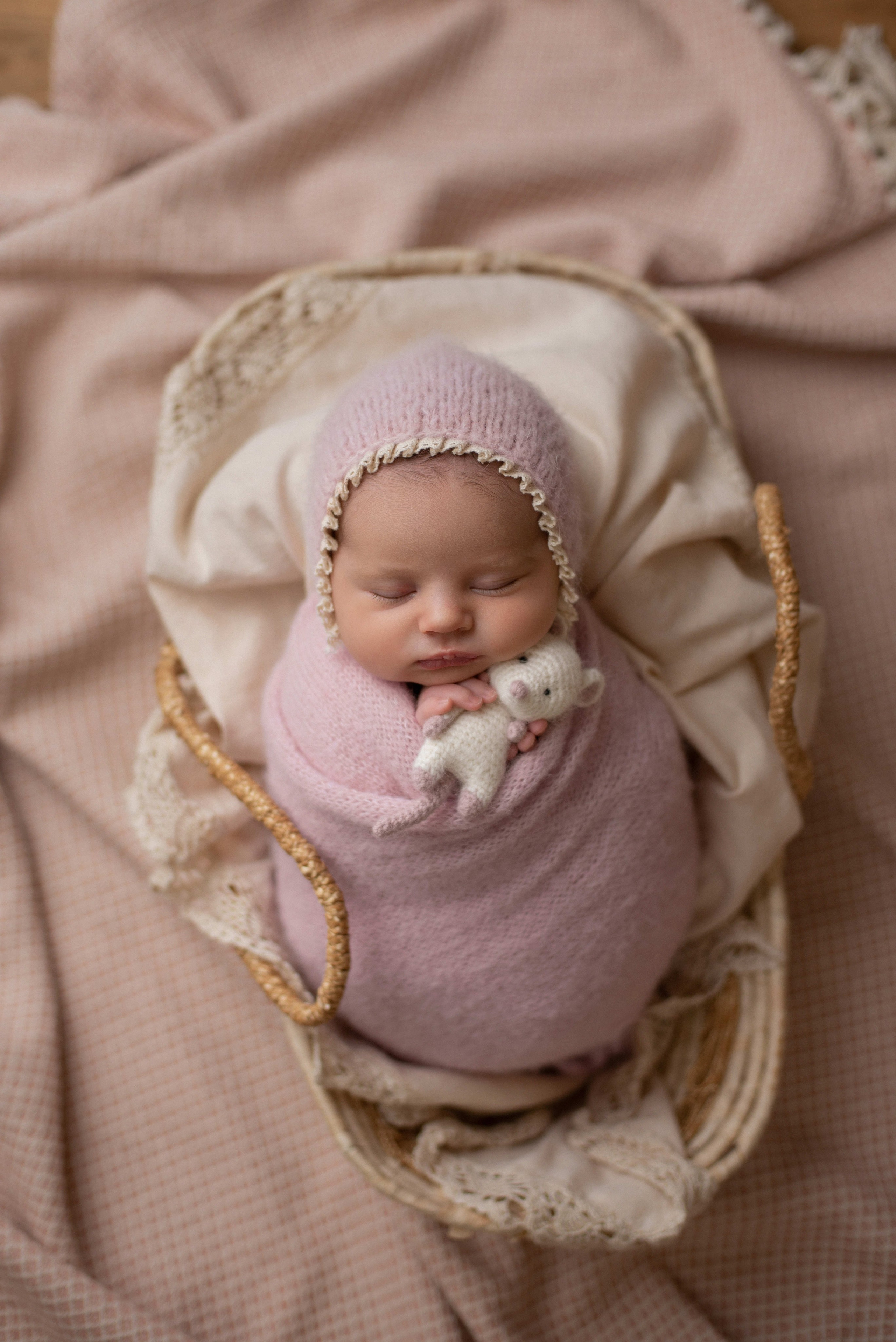 Lia 8 days. Newborn, Maternity & Family Photographer in Charlotte, North Carolina | Arhipova Julia