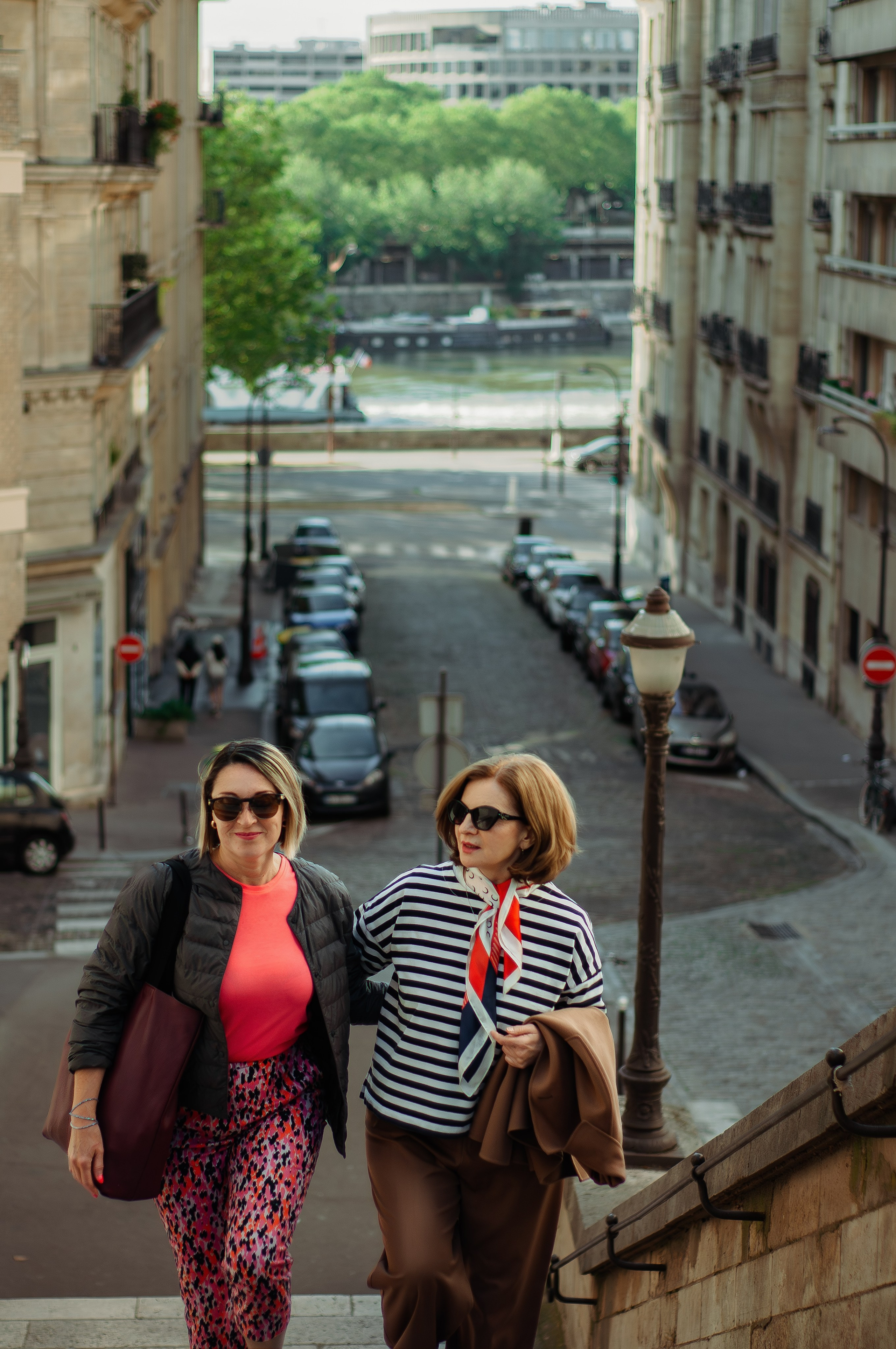 Фотосессия подруг на мосту Бир-Акейм. Фотограф в Париже Полина Осипова