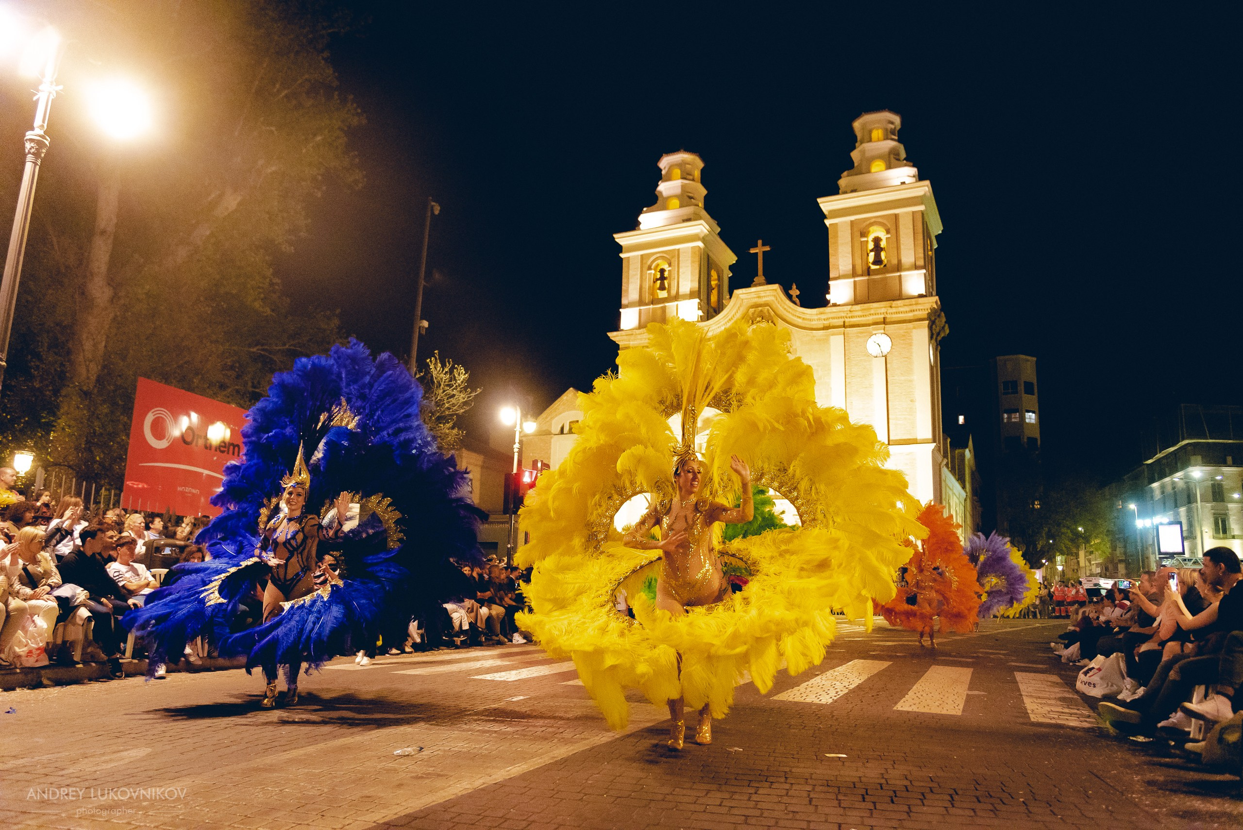 Photo report from the night carnival in Murcia | Reportage photographer Andrey Lukovnikov
