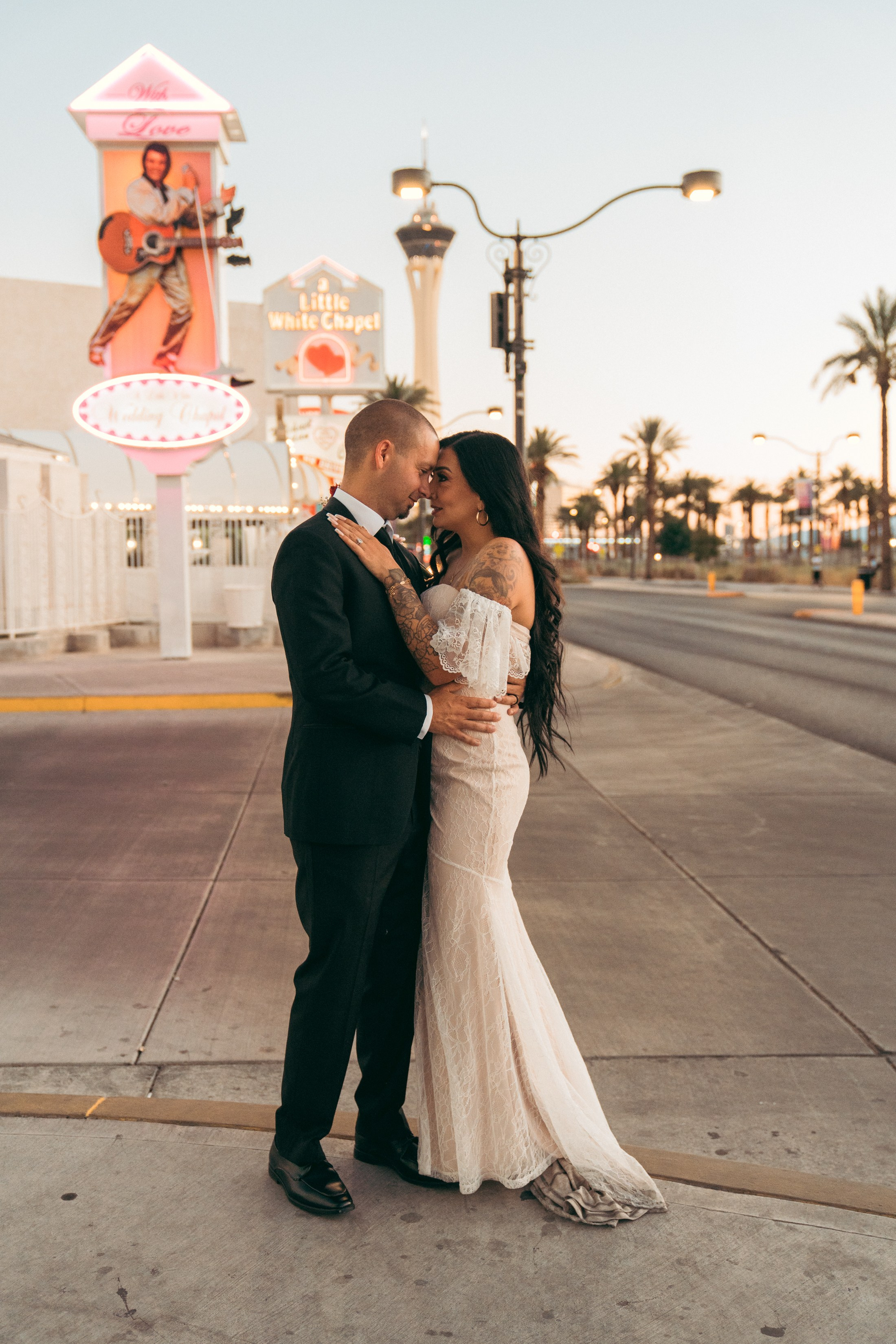 Jessica&Dakoda. Wedding & elopement photographer Viktoriya Kravtsov. Las Vegas