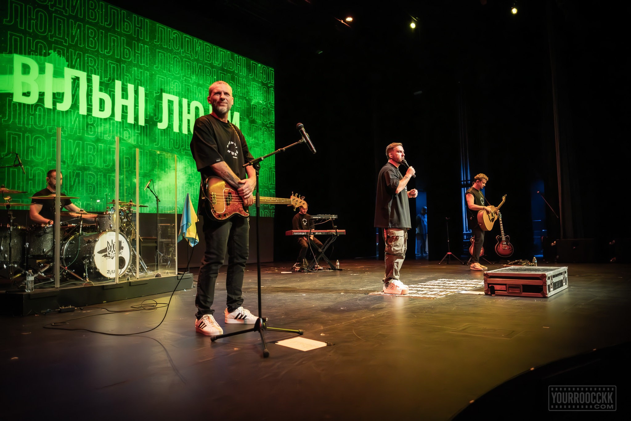 BEZ OBMEZHEN | SACRAMENTO. Reportage concert portrait photography in the San Francisco Bay Area