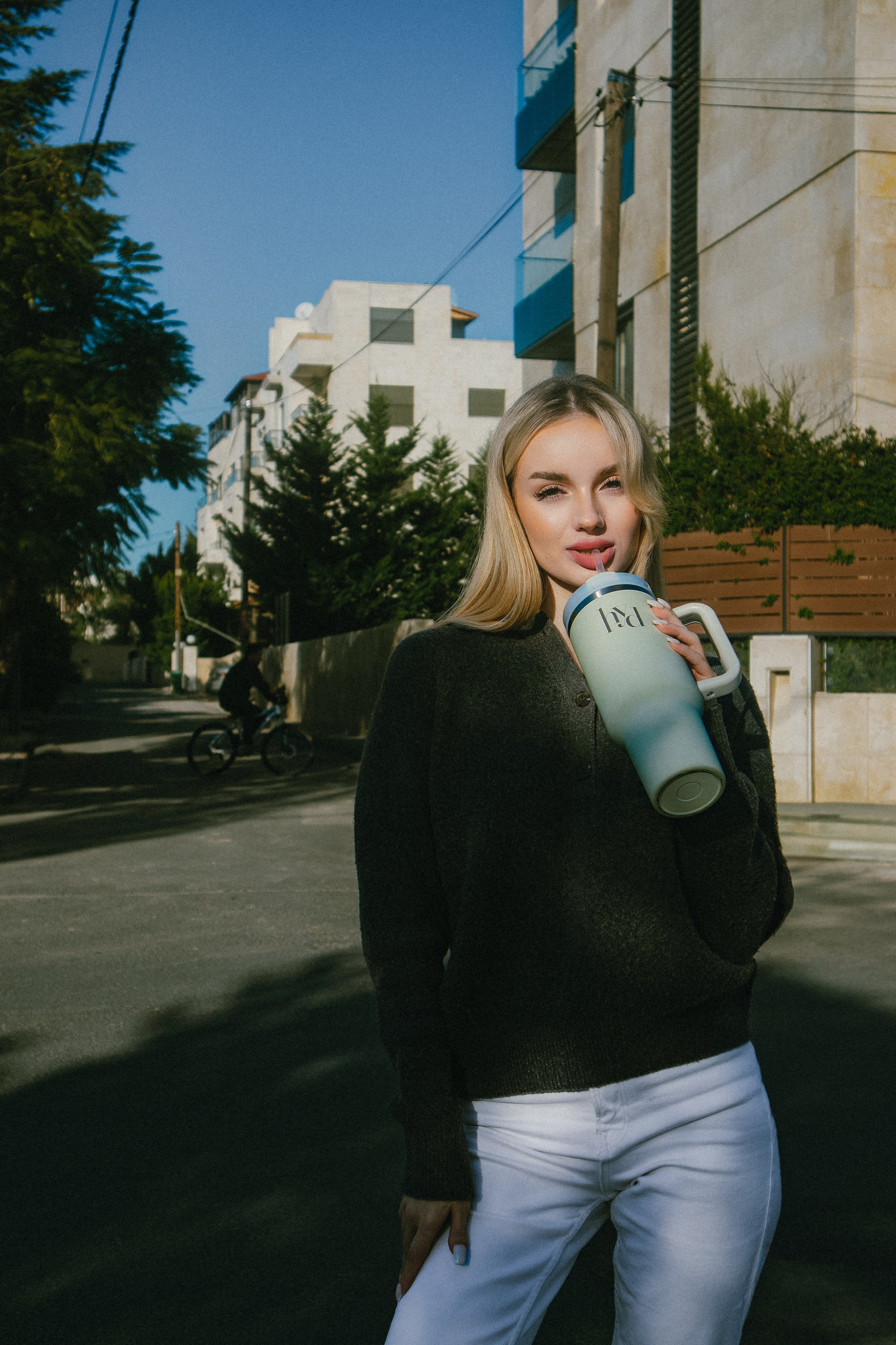 Hyd Flask Brand. Veronika Basova — Photographer in Amman, Jordan | Cinematic Visual Storyteller