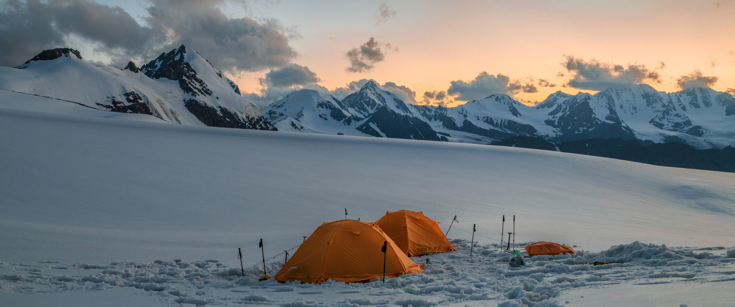 Expeditions. Vitalii Krepak — Gonzo Fotografie