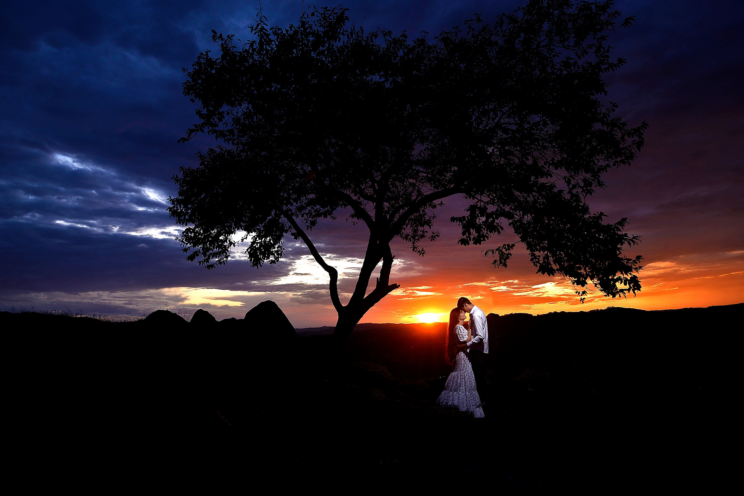 Isabela & Matheus — Morro do Capuava, Pirapora do Bom Jesus. Produtora Bride