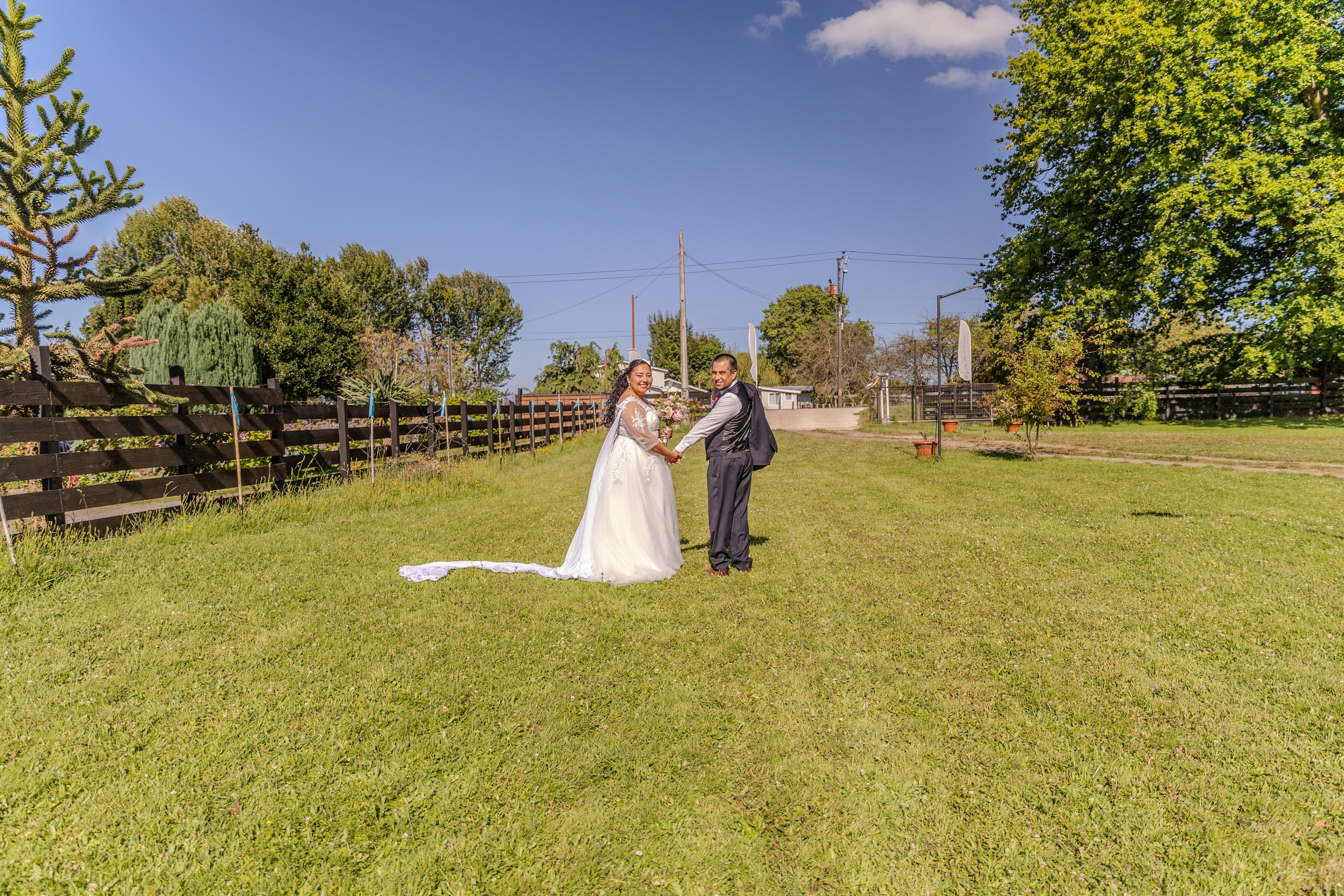 Pamela y Luis. Dinka & Emilio - El arte de preservar lo que no se repite