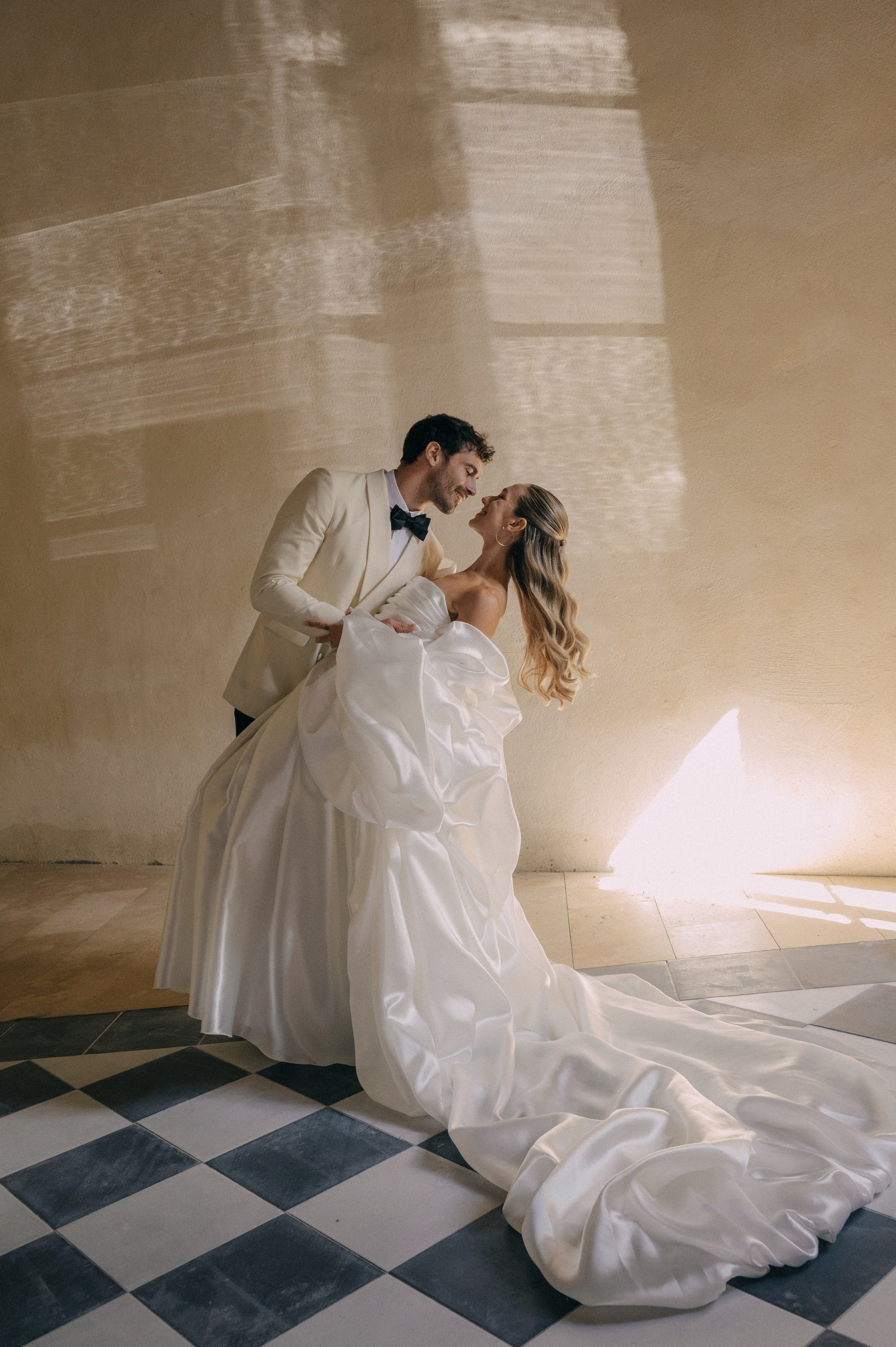 Paula and Tony. Wedding and commercial photographer