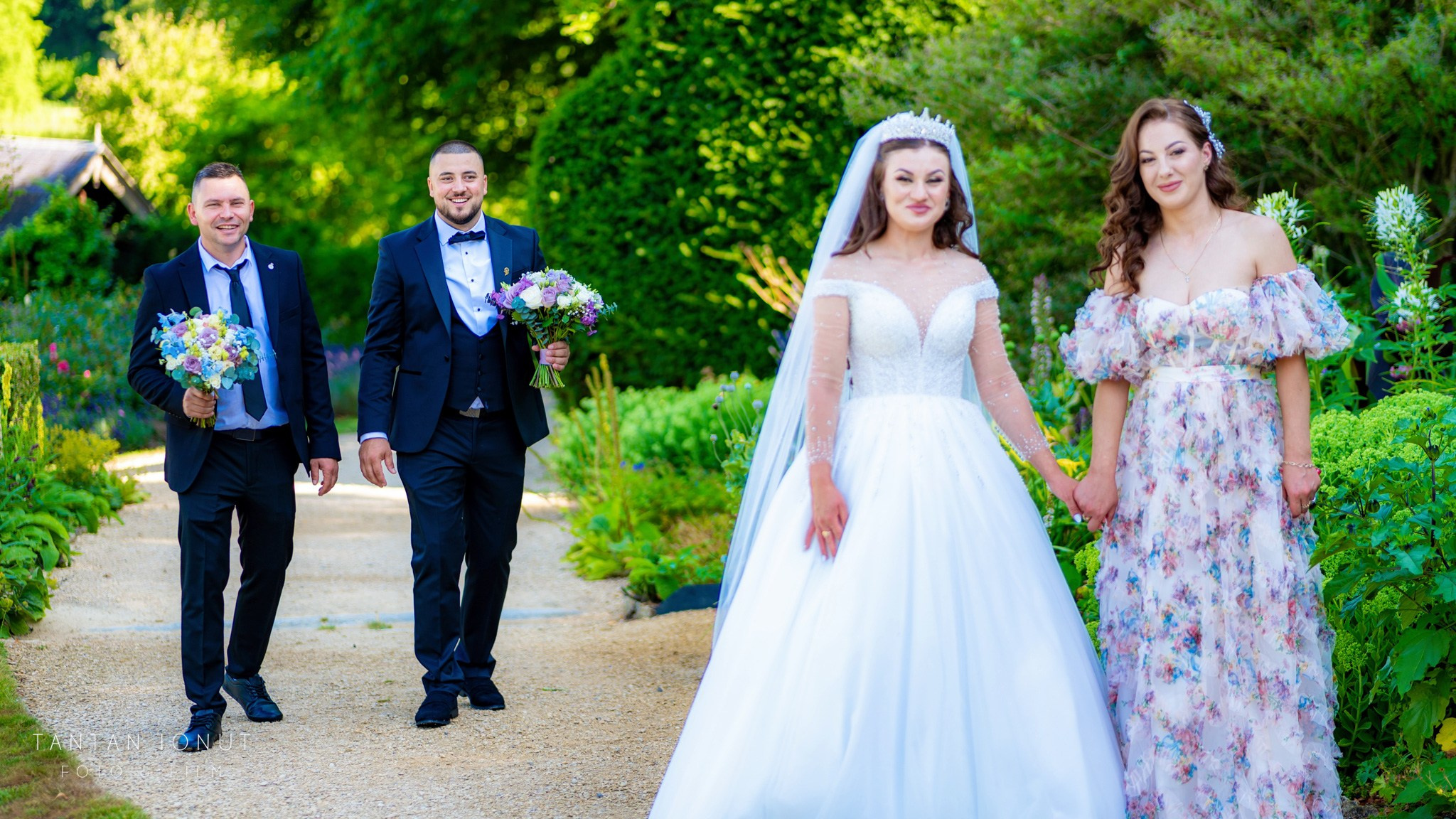 Gabi & Antonia. TANTAN IONUT FOTO & FILM