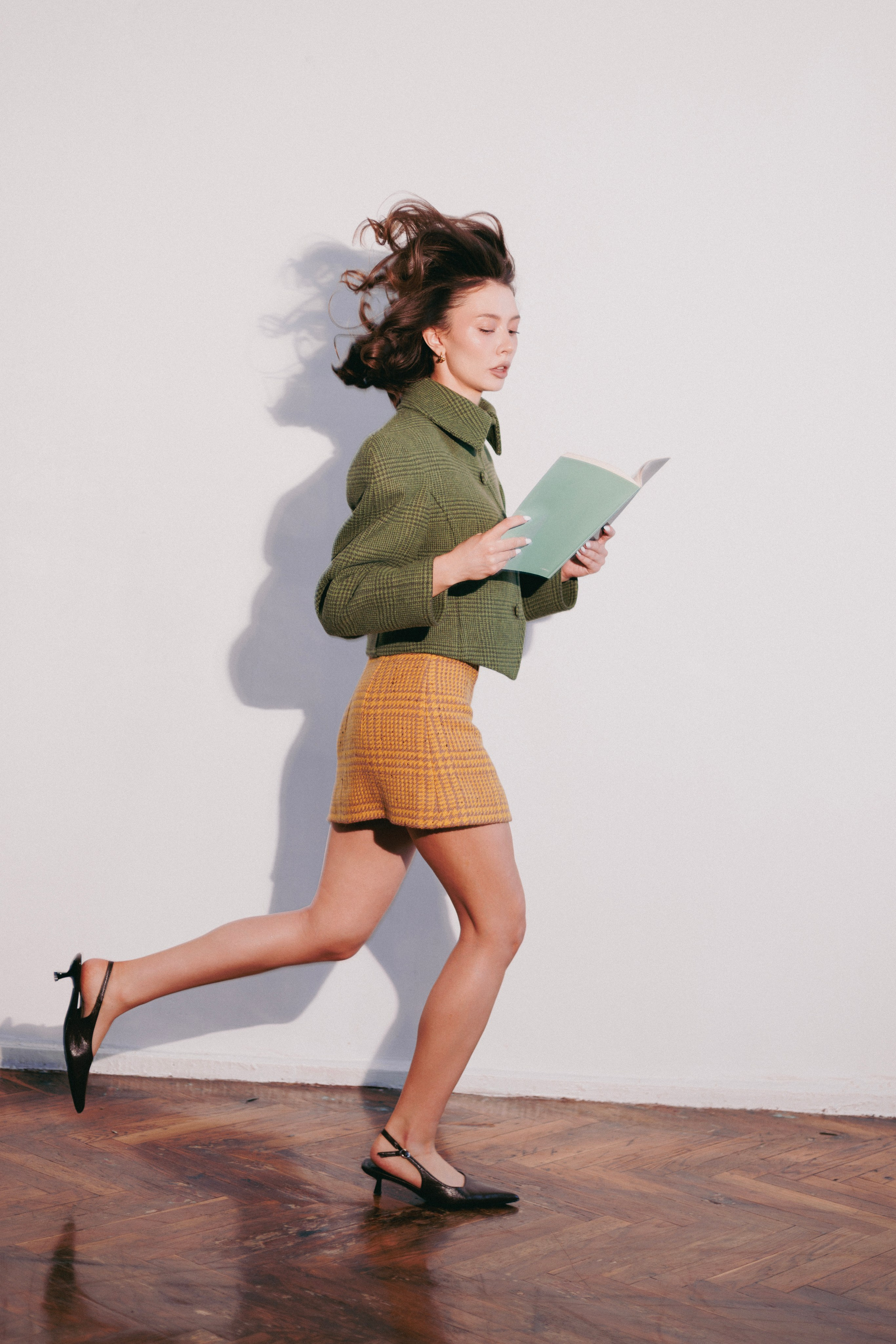 Look Book. Captured by Hallovud