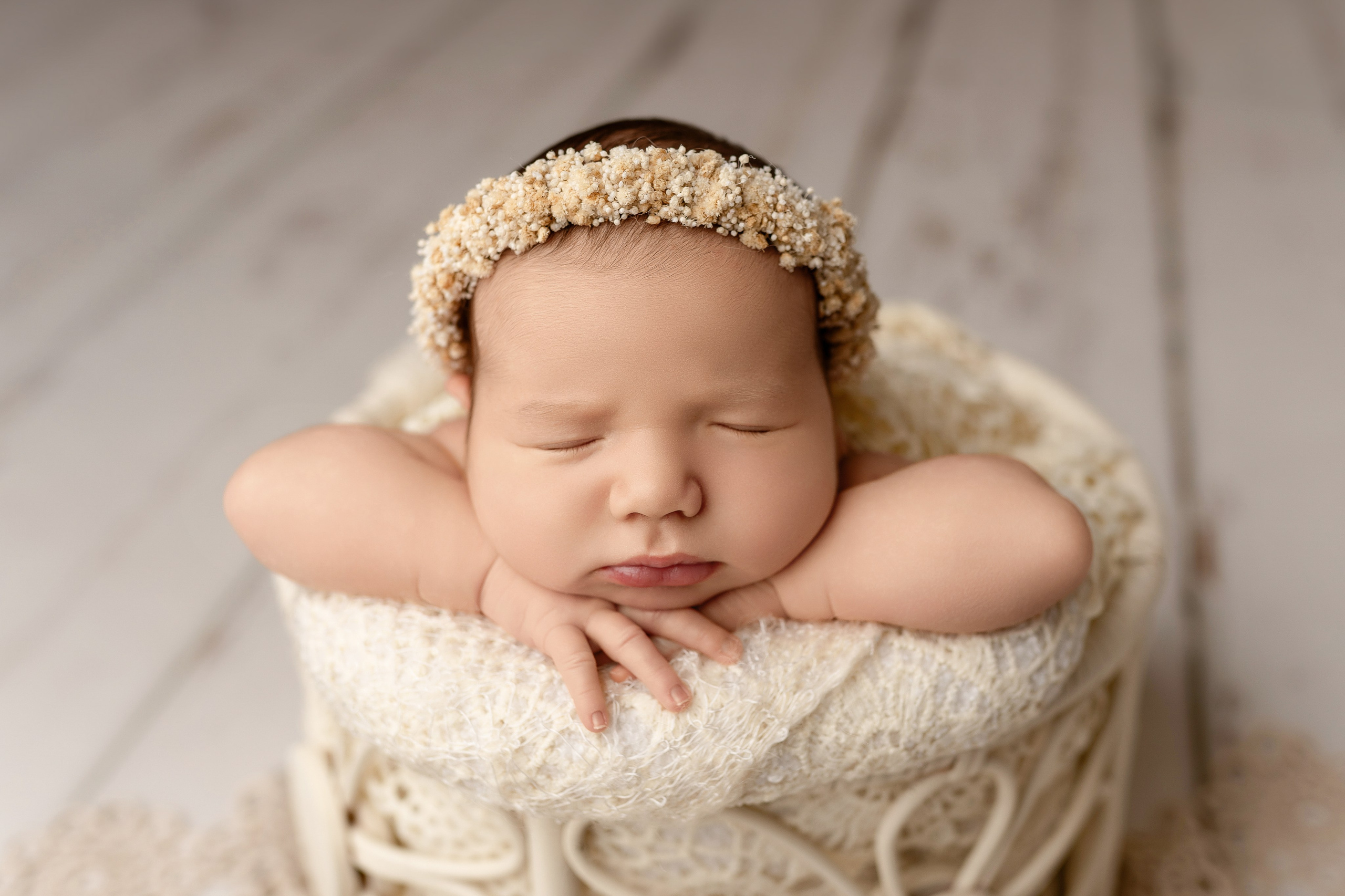 Esu Aleksandra naujagimių ir kudikių fotografė iš Vilniaus