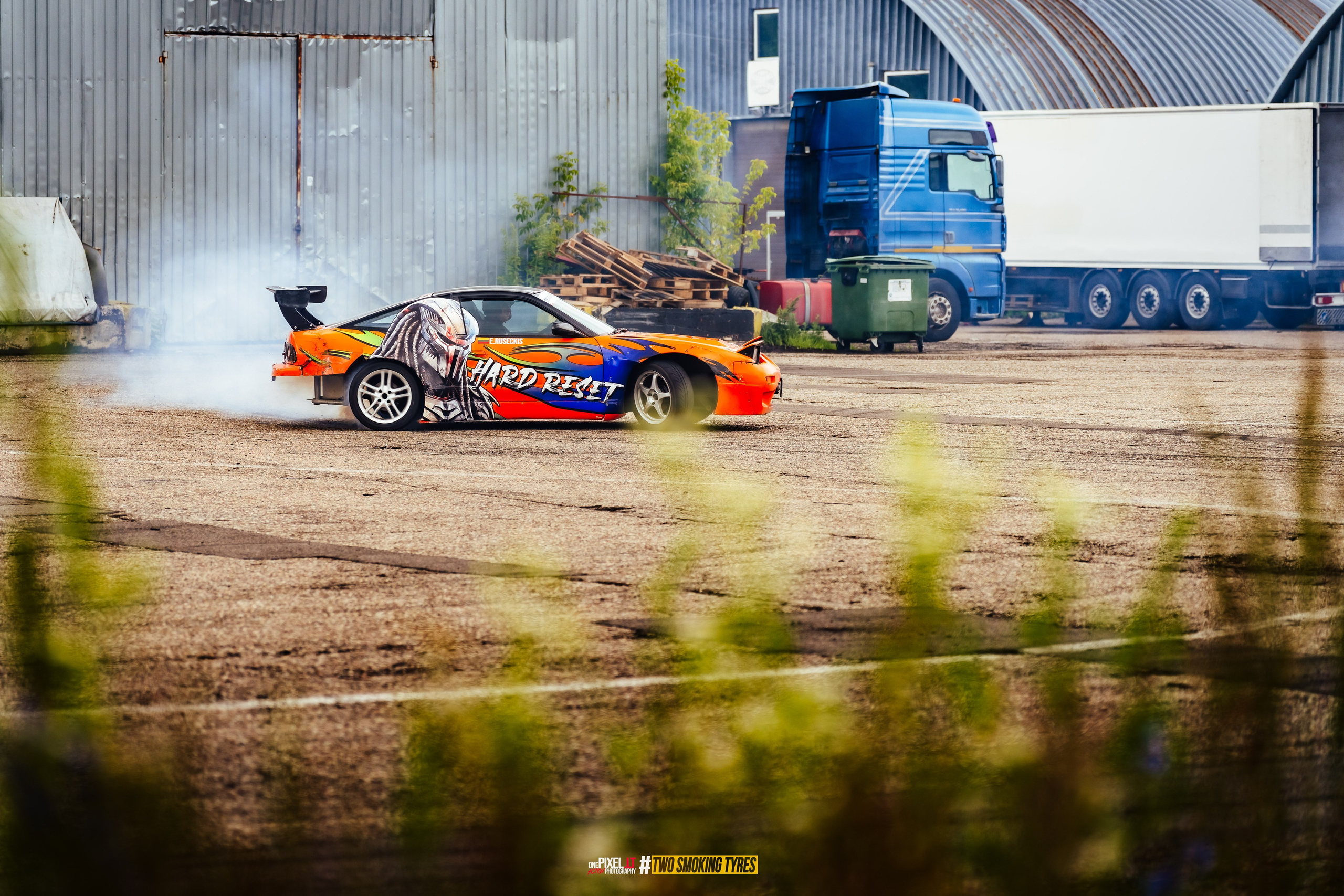 Side to Side #DRIFTDAY. OnePIXEL