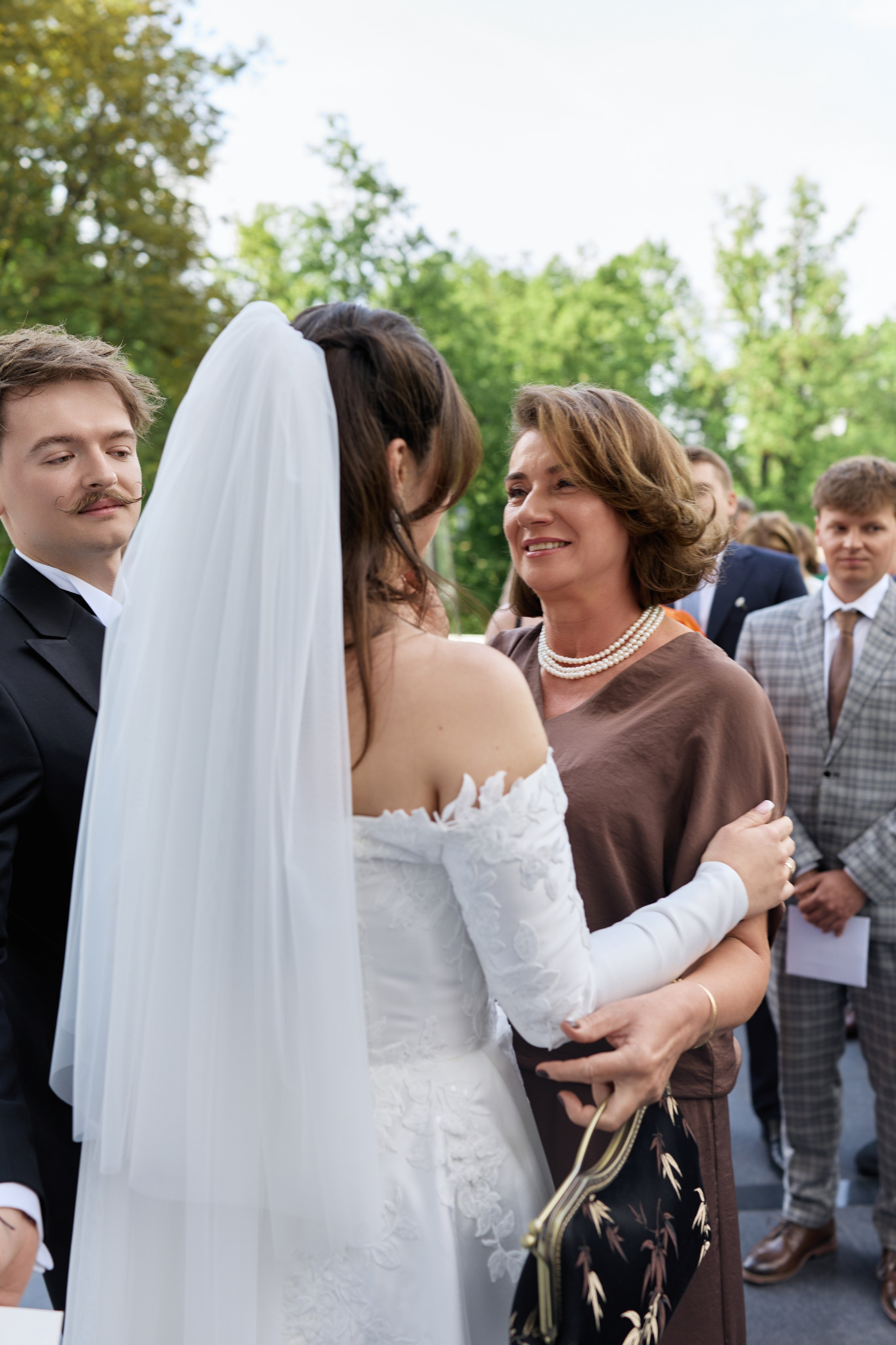 Wiktoria & Kacper. Pałac Goetz. Fotograf ślubny i rodzinny w Krakowie Yana Klymova