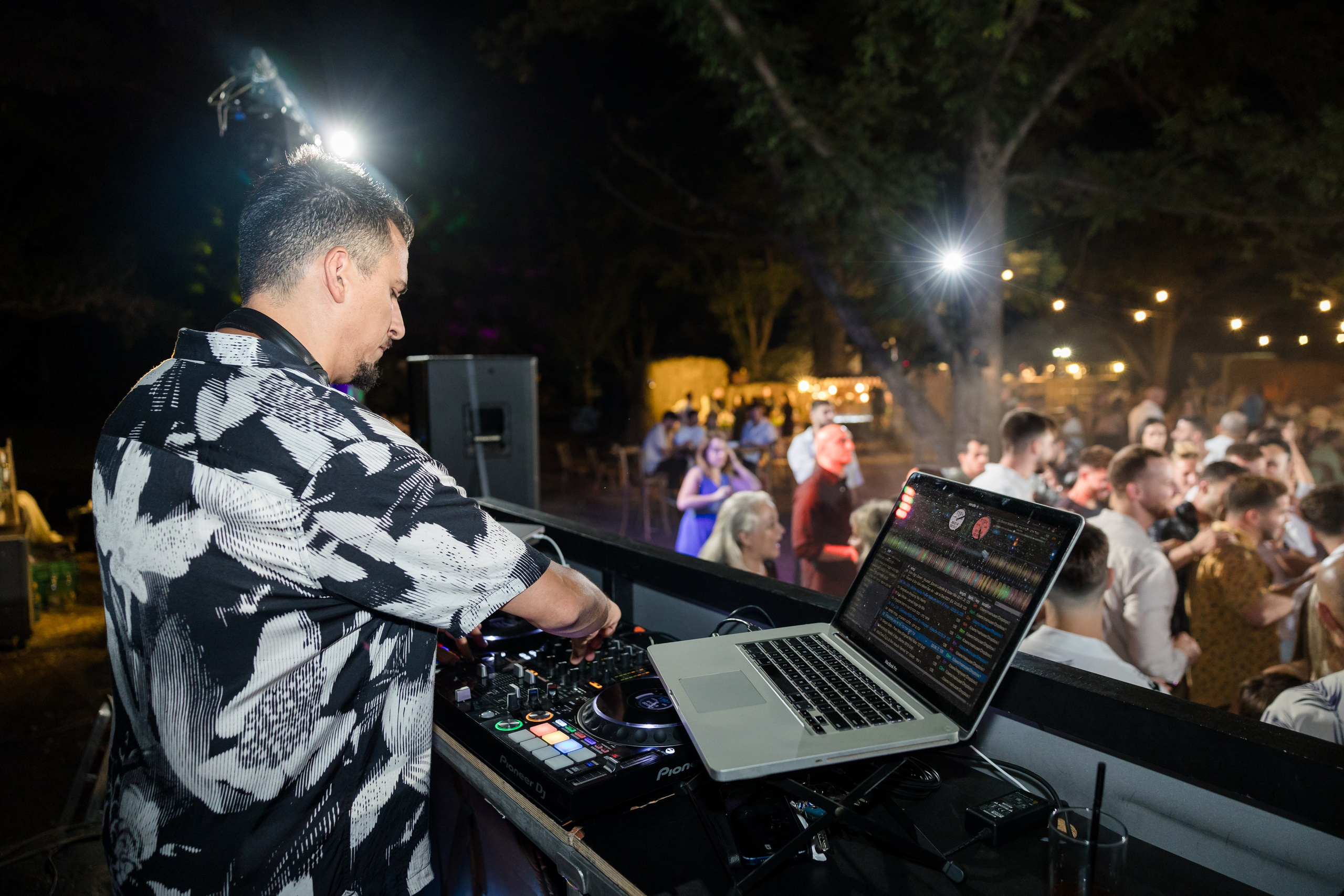 Shay & Maxim. AMIR BUCHNIK PHOTOGRAPHER