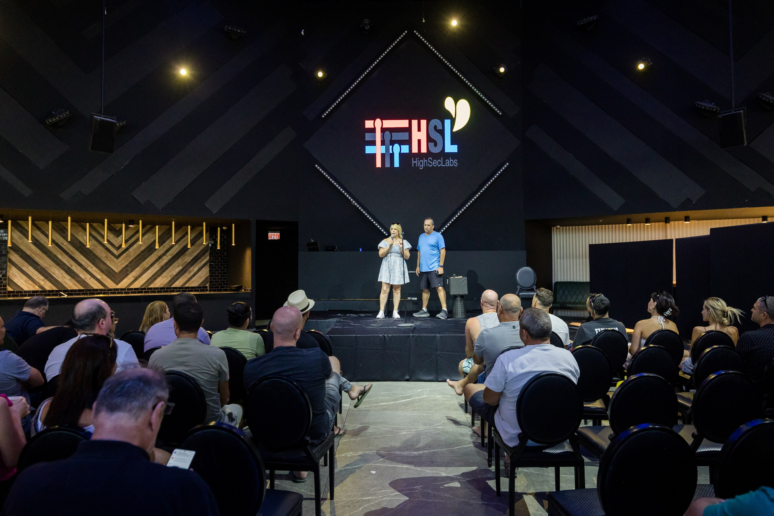 HSL- summer vibes. AMIR BUCHNIK PHOTOGRAPHER