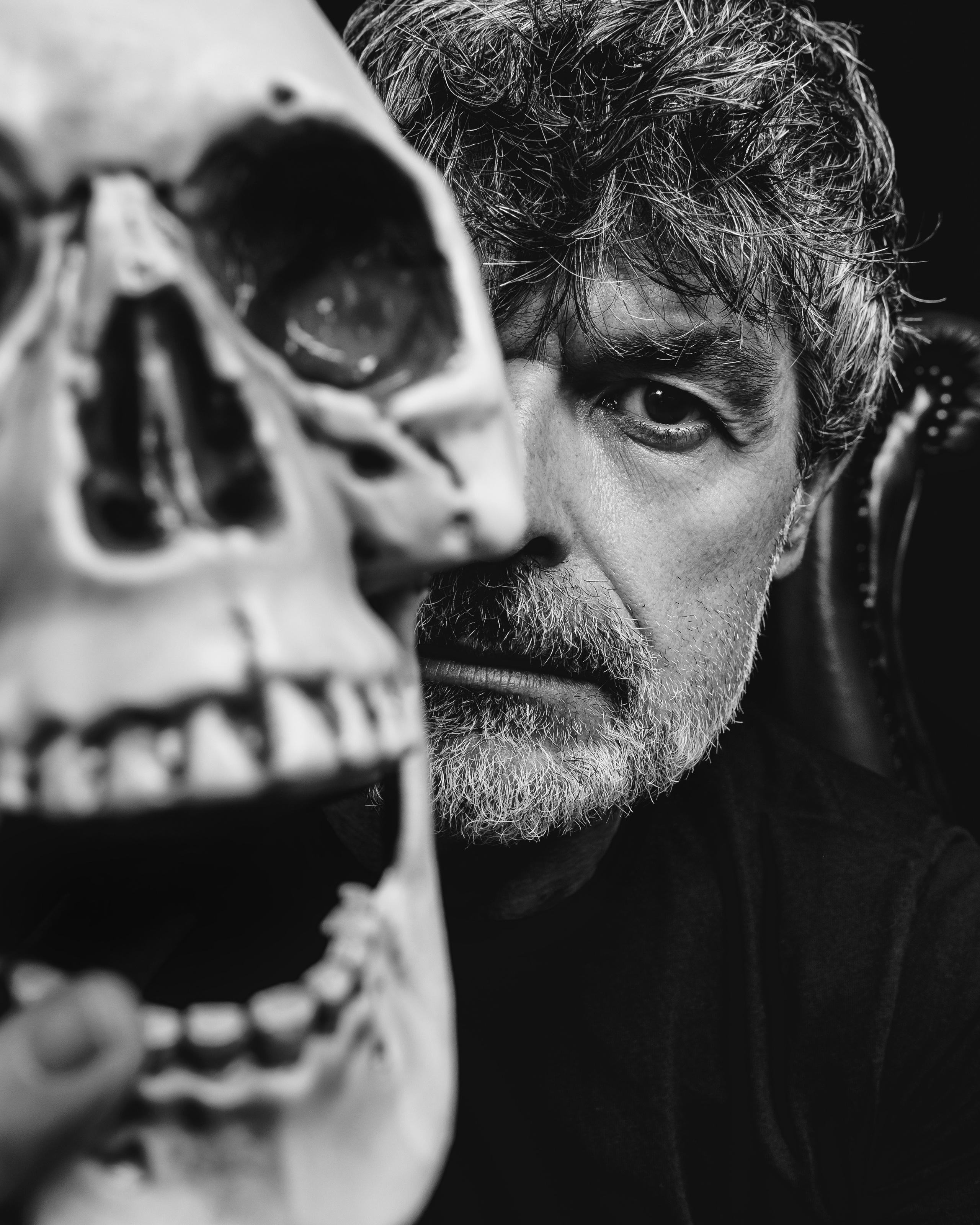 Nacho Guerreros. Студийная фотосессия для испанского актера