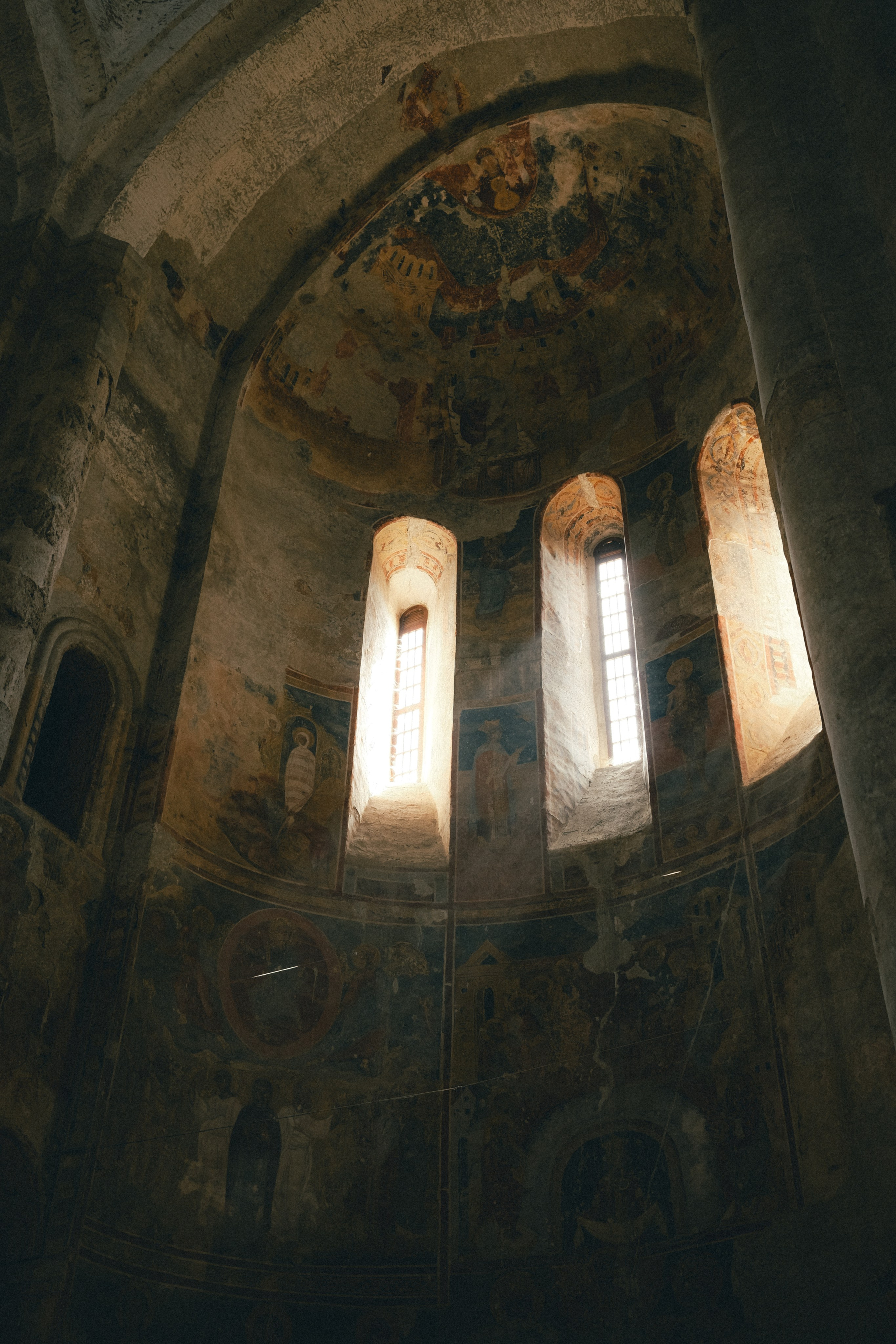 Natali & Miriani. Cinematic photographer based in Tbilisi, Georgia — Nicole