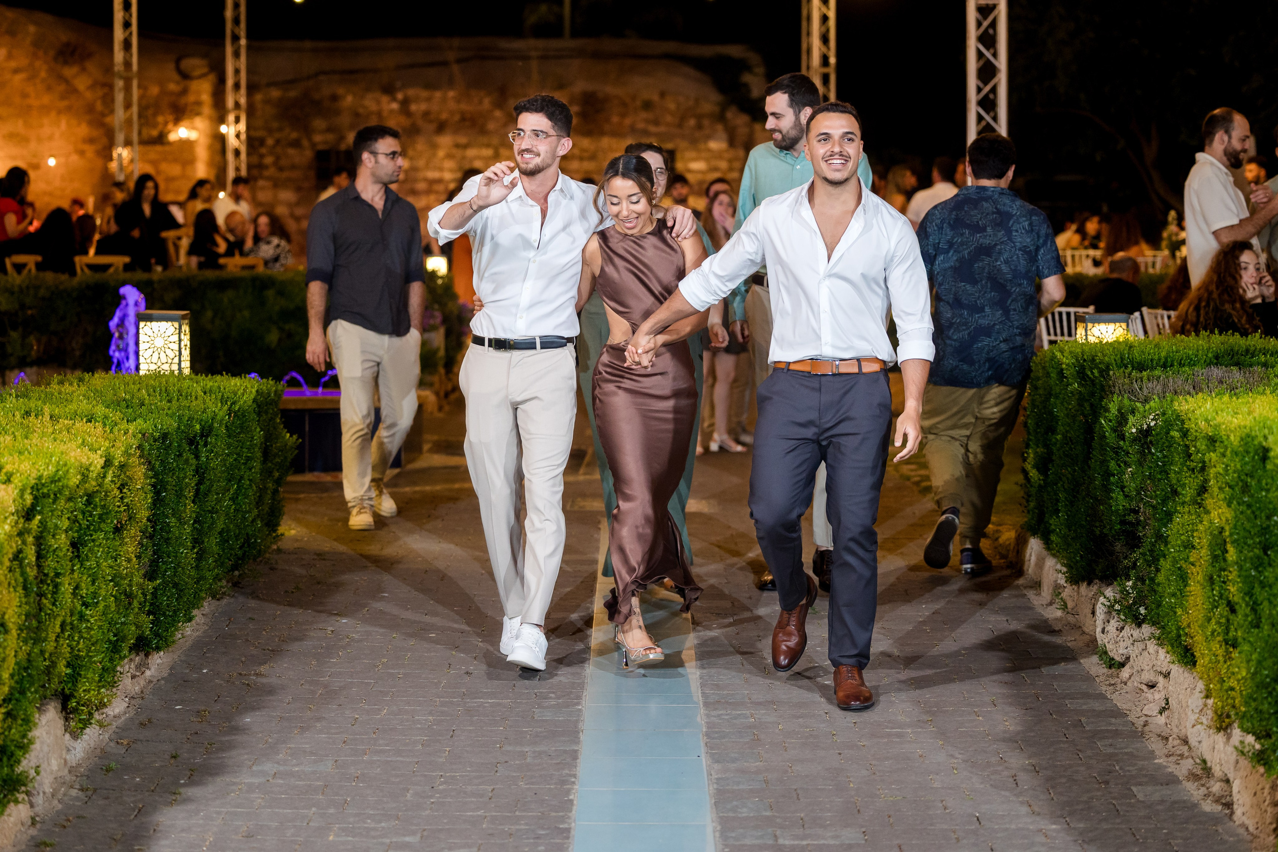 Tamar & Assaf. AMIR BUCHNIK PHOTOGRAPHER