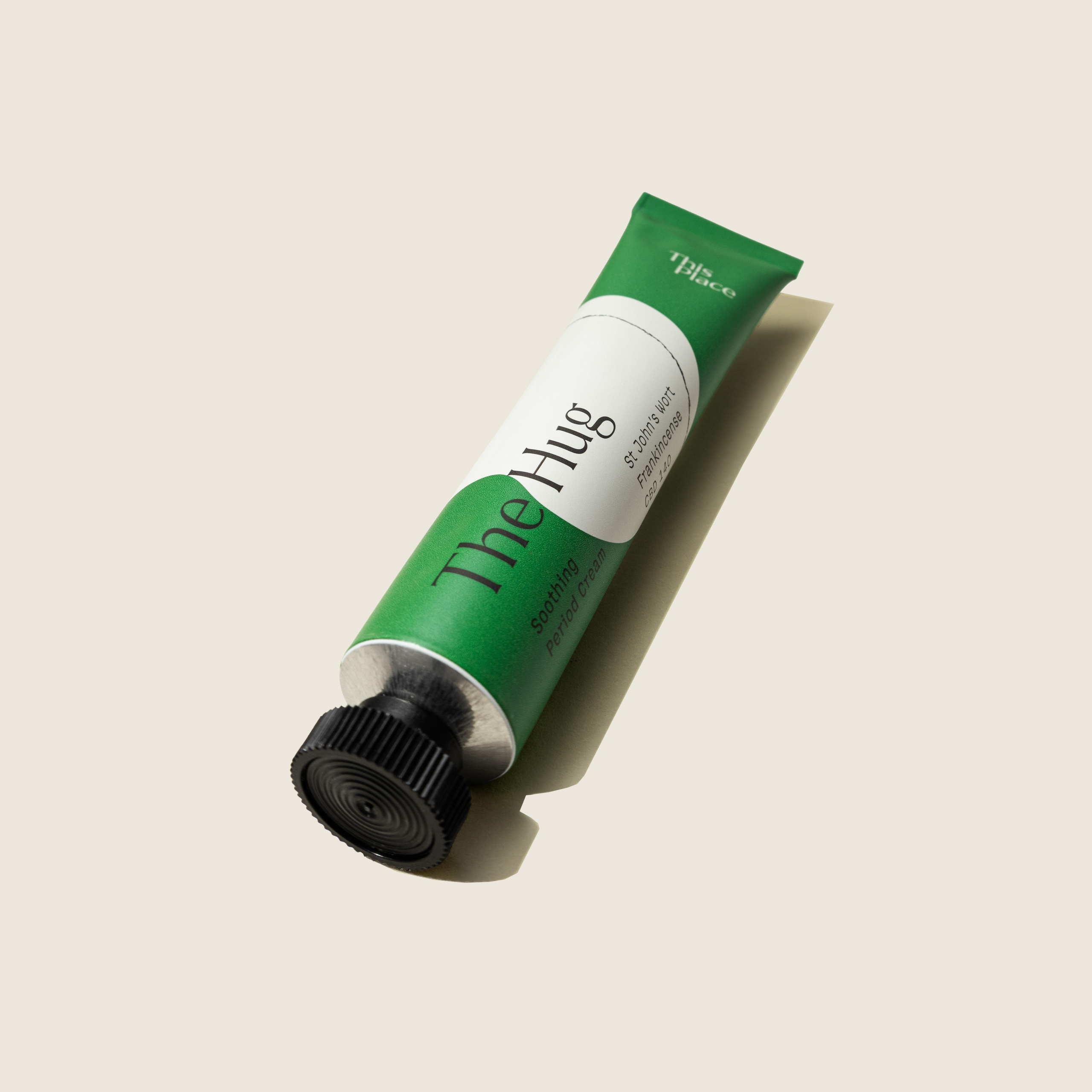 Bodycreme in kreativer Weitwinkelaufnahme, Content-Fotografie für Social Media, Werbung und Produktdarstellung