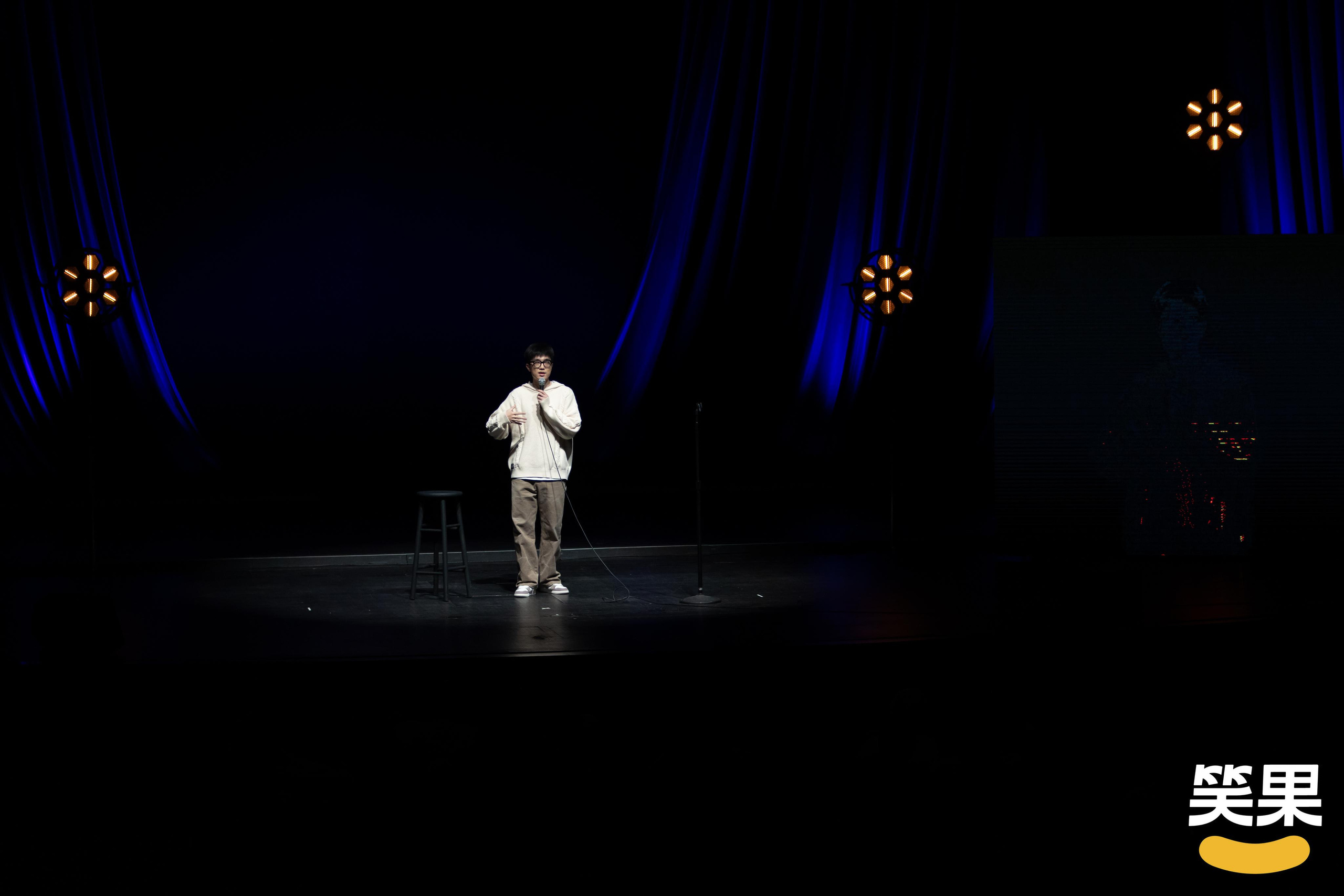 SHOW. Joanna Jin Photography