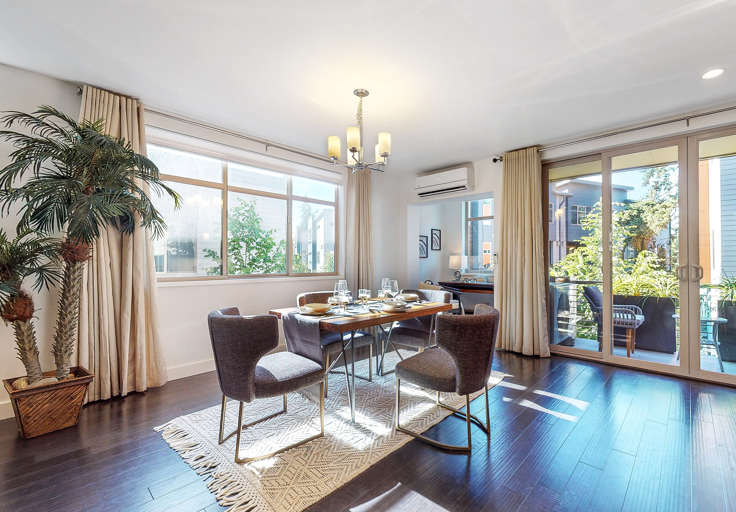 Real Estate Photos. Joanna Jin Photography