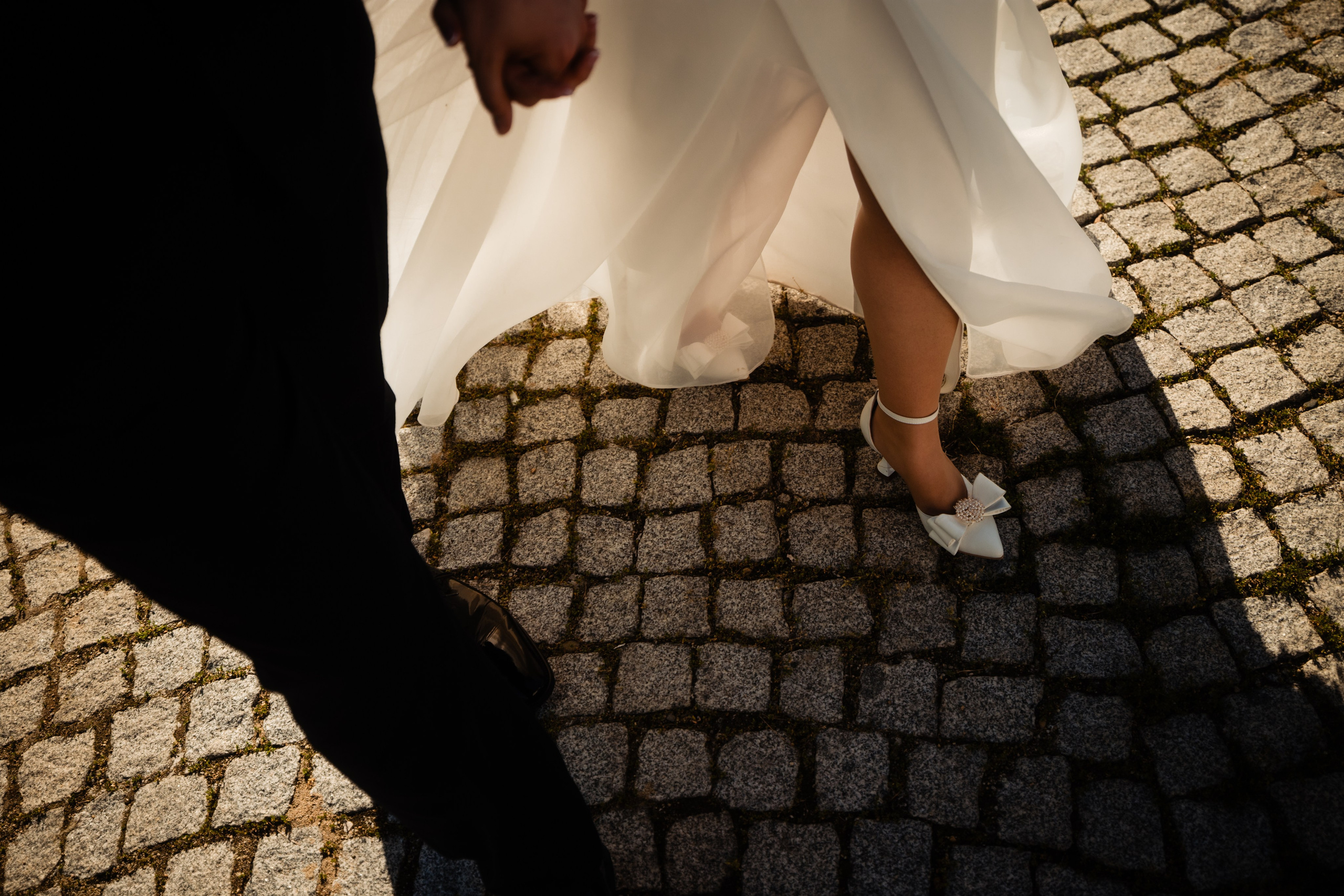 Anca & Mihai. Hello, I’m Catalin Baloi, I’m a professional wedding, baptism, engagement and photoshoot photographer
