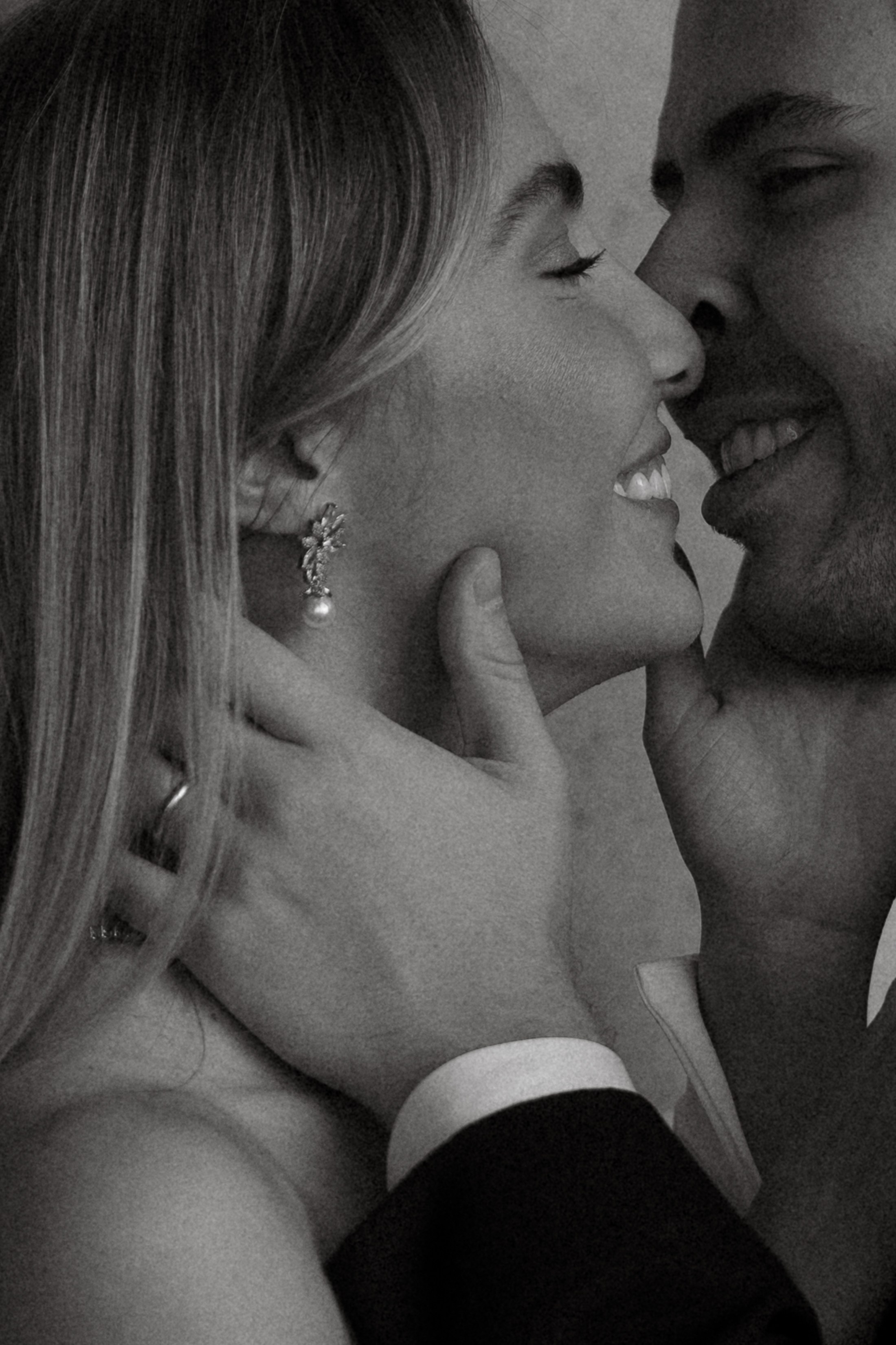 F&M. Wedding & elopement photographer Viktoriya Kravtsov. Las Vegas